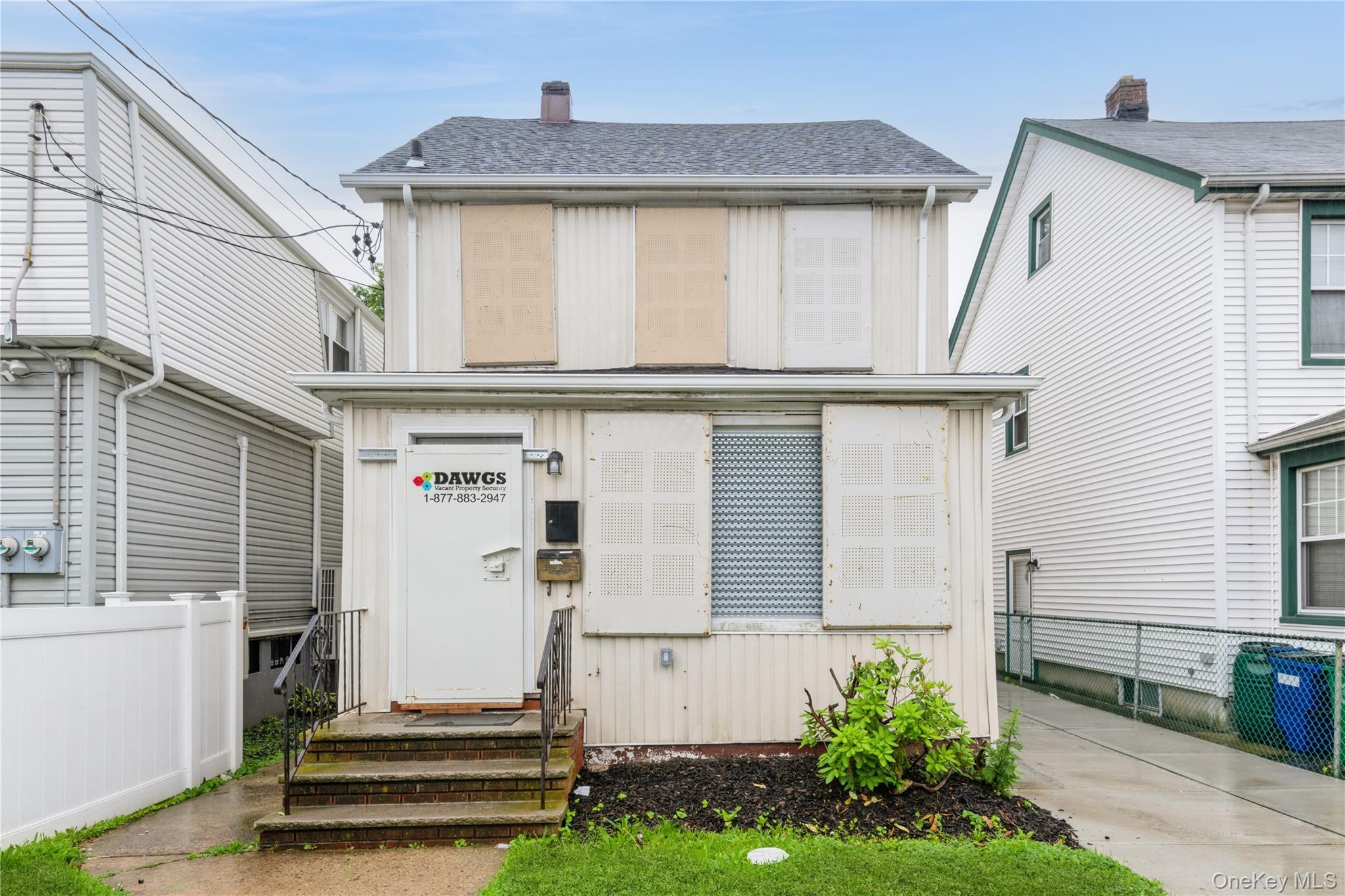 Single Family Murdock  Queens, NY 11412, MLS-888935-19