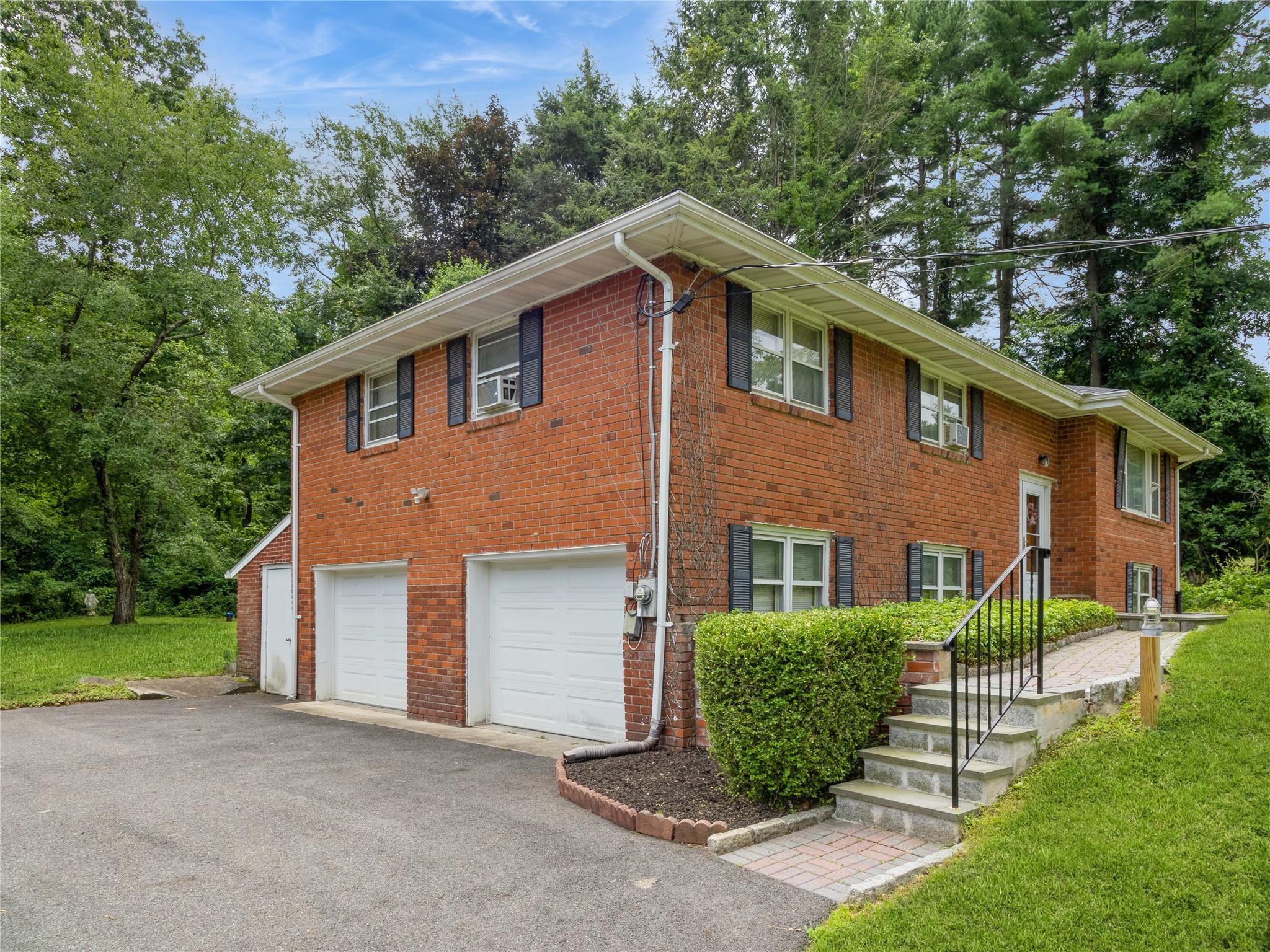 Single Family Lyndon  Dutchess County, NY 12524, MLS-888937-2