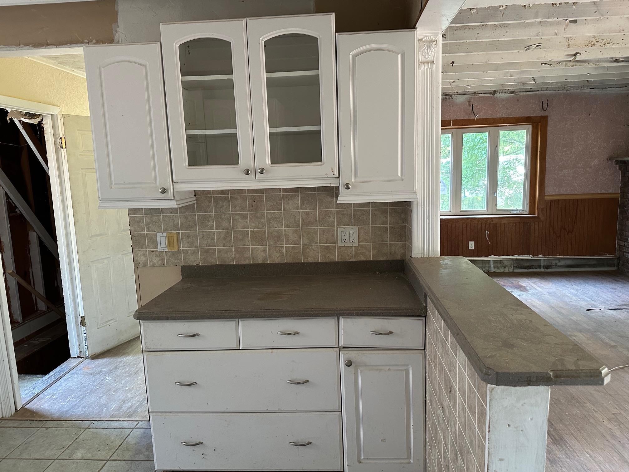 Single Family Hampton  Suffolk County, NY 11789, MLS-888940-10