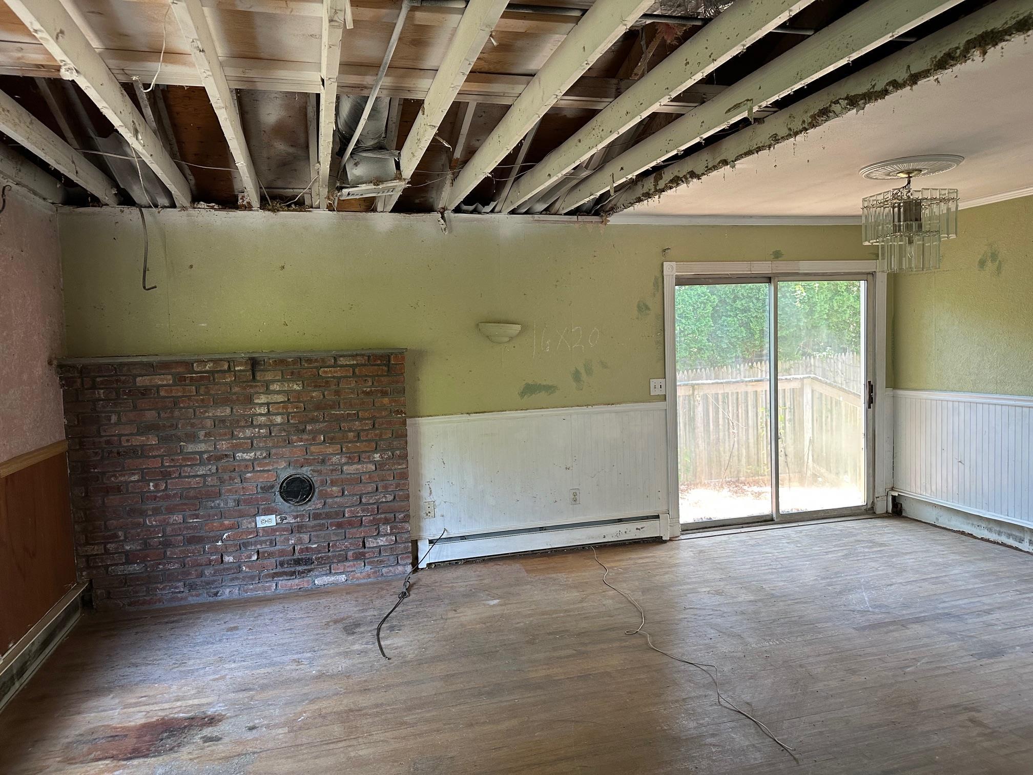 Single Family Hampton  Suffolk County, NY 11789, MLS-888940-2