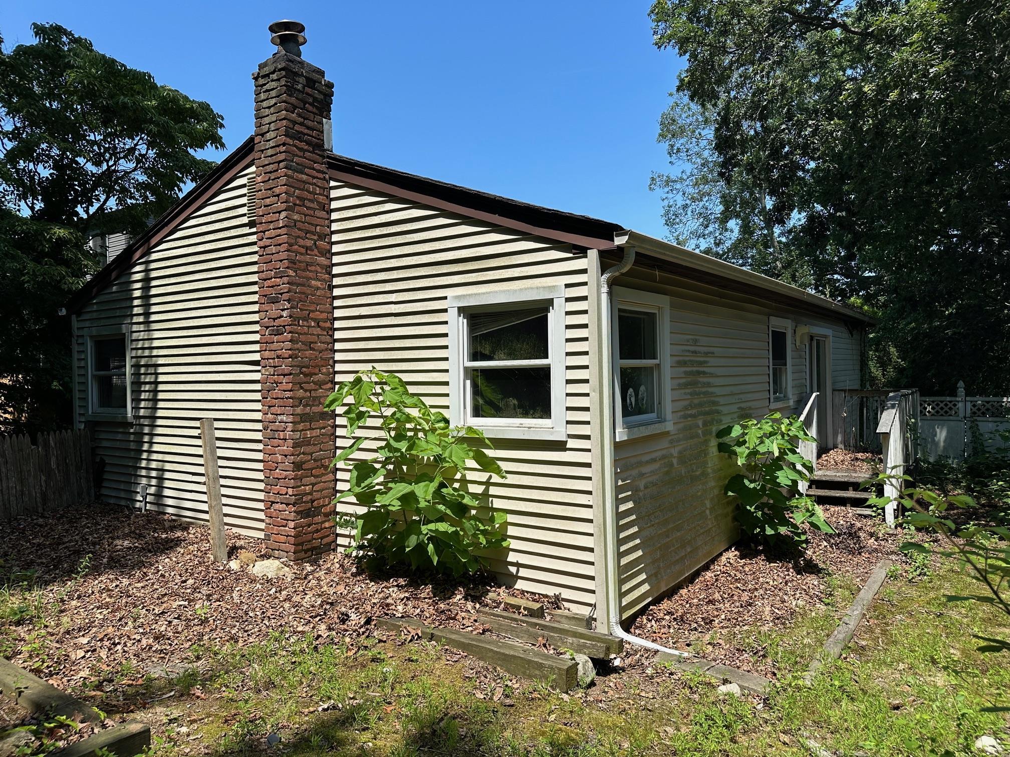 Single Family Hampton  Suffolk County, NY 11789, MLS-888940-23