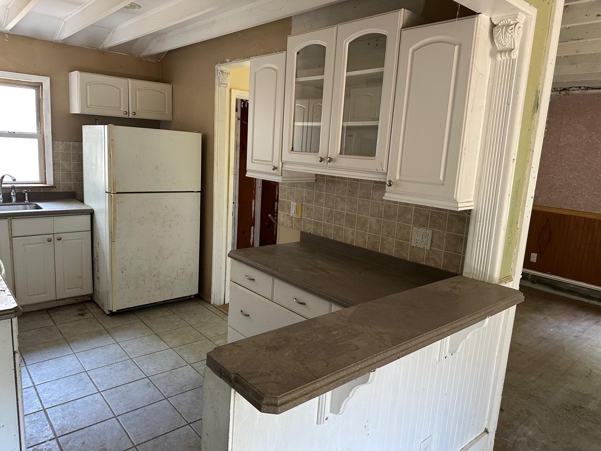 Single Family Hampton  Suffolk County, NY 11789, MLS-888940-9