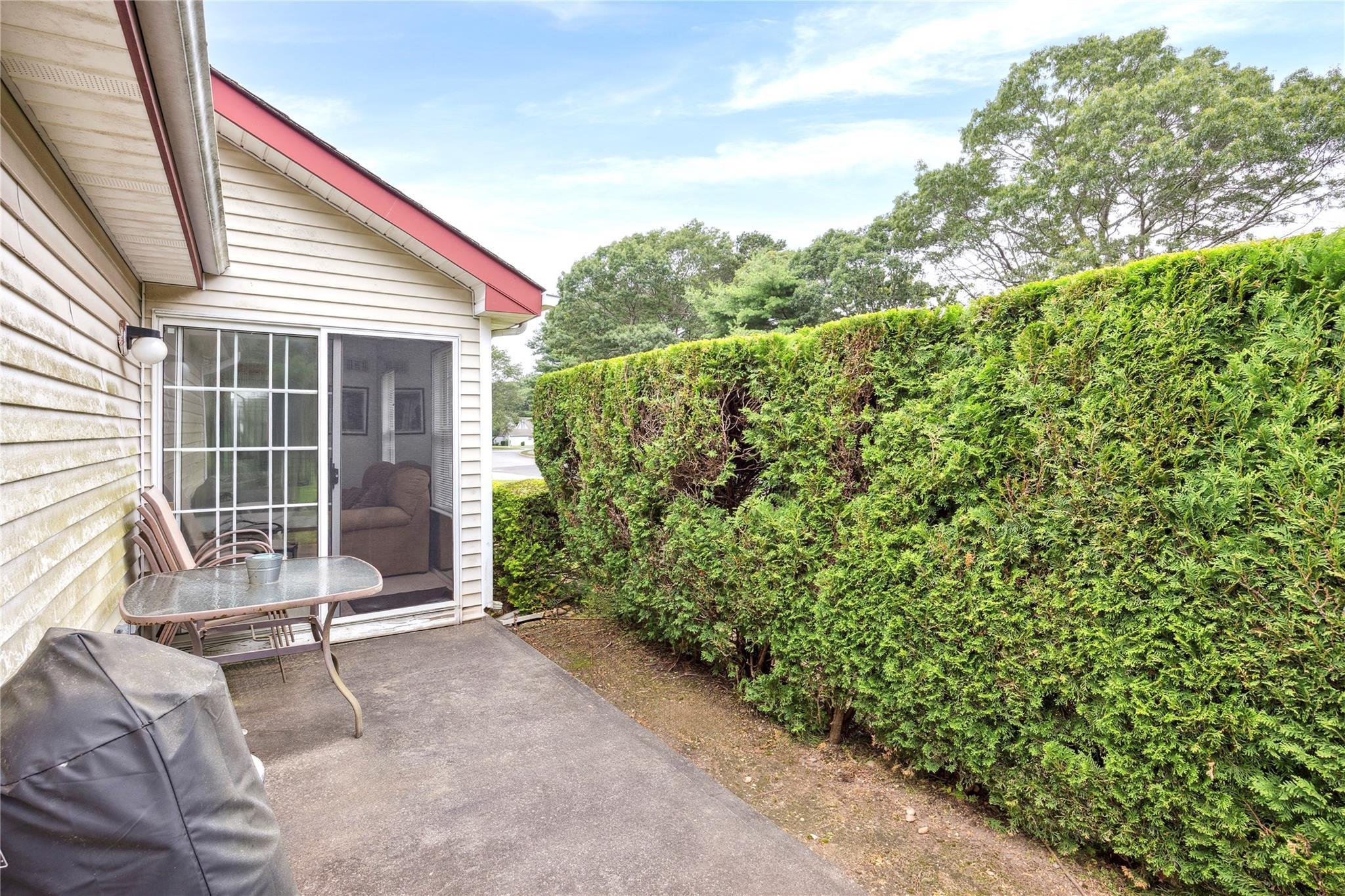 Single Family Balmoral  Suffolk County, NY 11953, MLS-888948-4