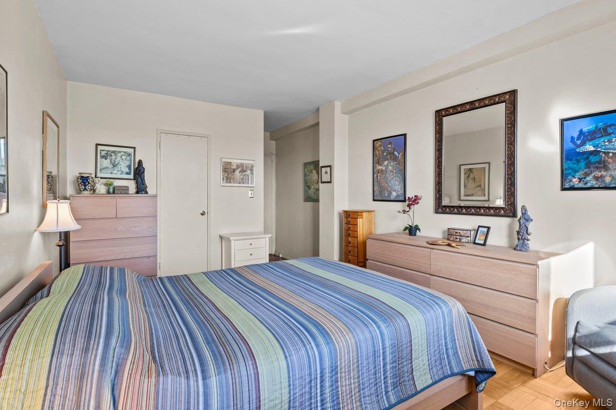 Coop Fieldston  Bronx, NY 10471, MLS-888952-8