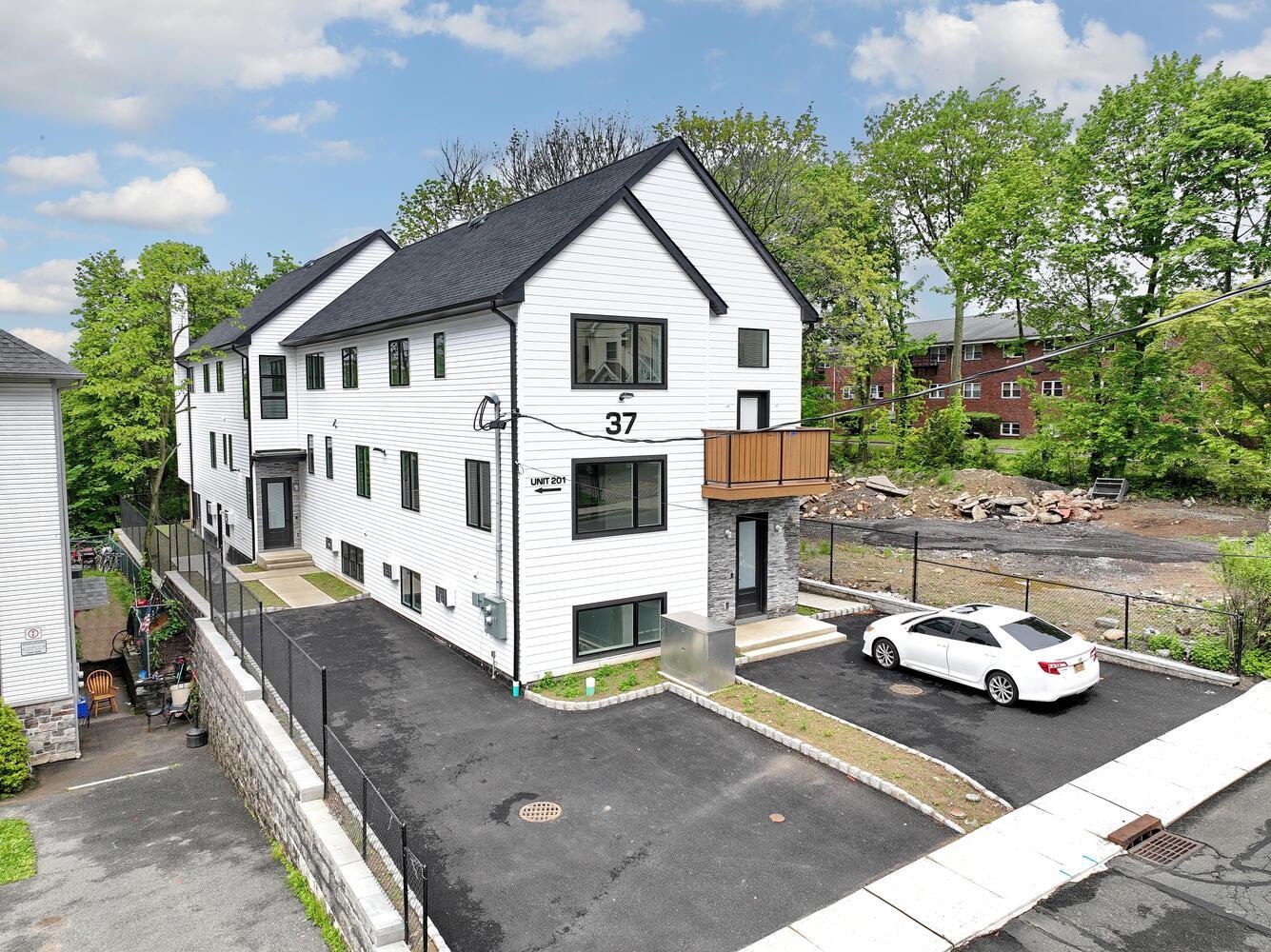 Condo Ewing  Rockland County, NY 10977, MLS-888984-2