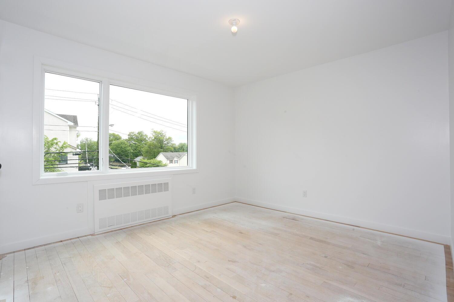 Condo Ewing  Rockland County, NY 10977, MLS-888984-24