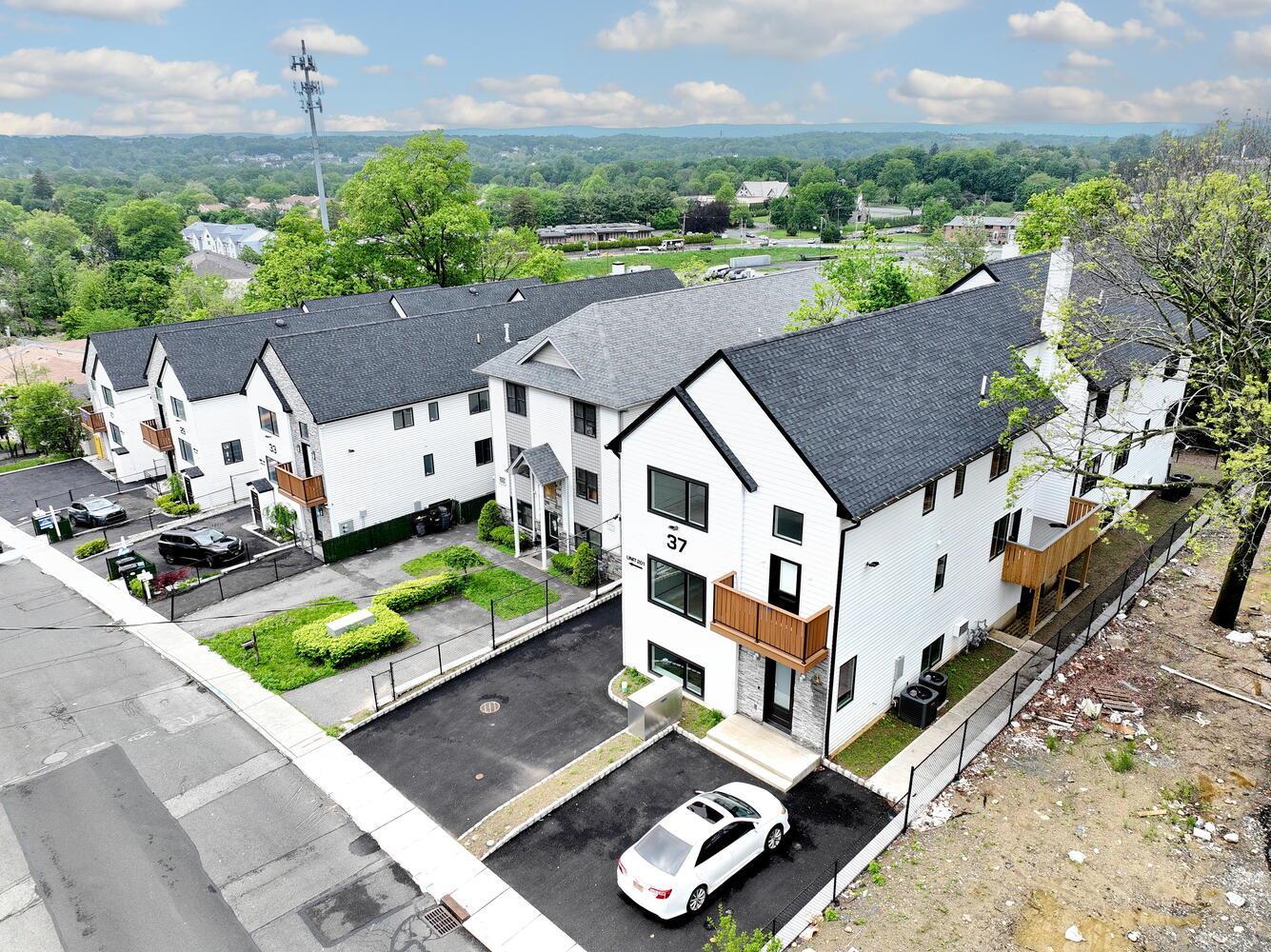 Condo Ewing  Rockland County, NY 10977, MLS-888984-3