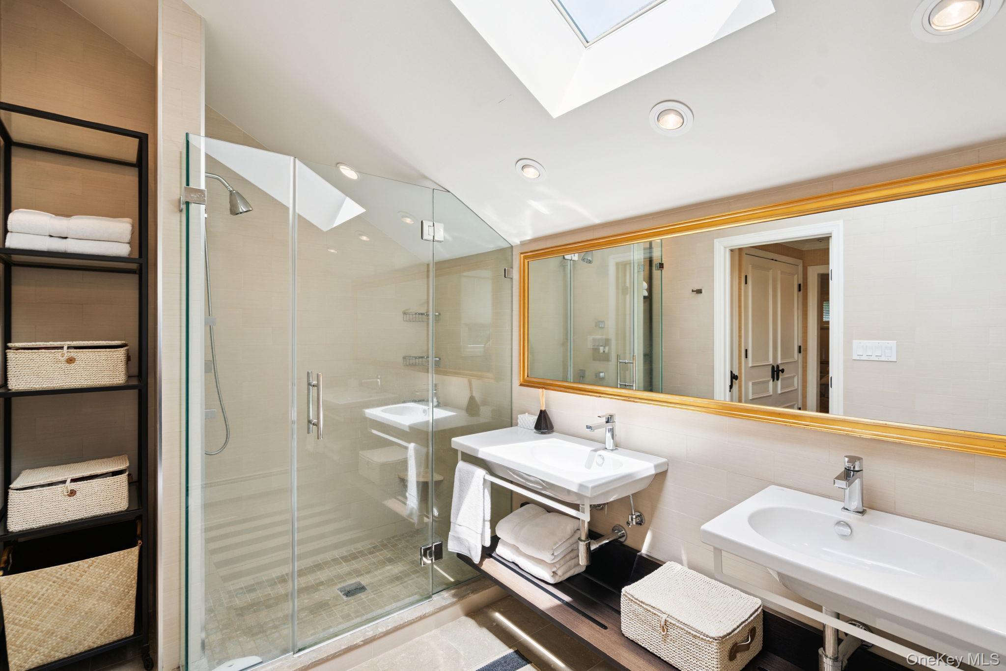 Single Family Birchwood Park Nassau County, NY 11753, MLS-888999-12