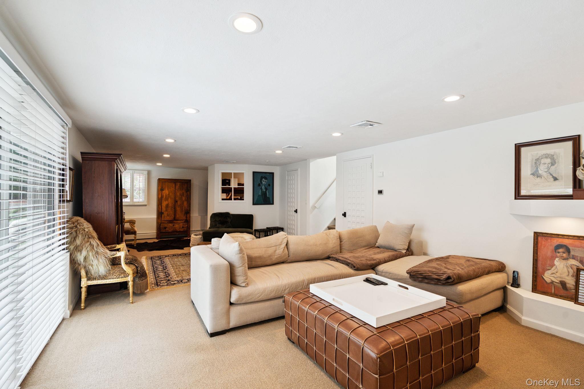 Single Family Birchwood Park Nassau County, NY 11753, MLS-888999-18