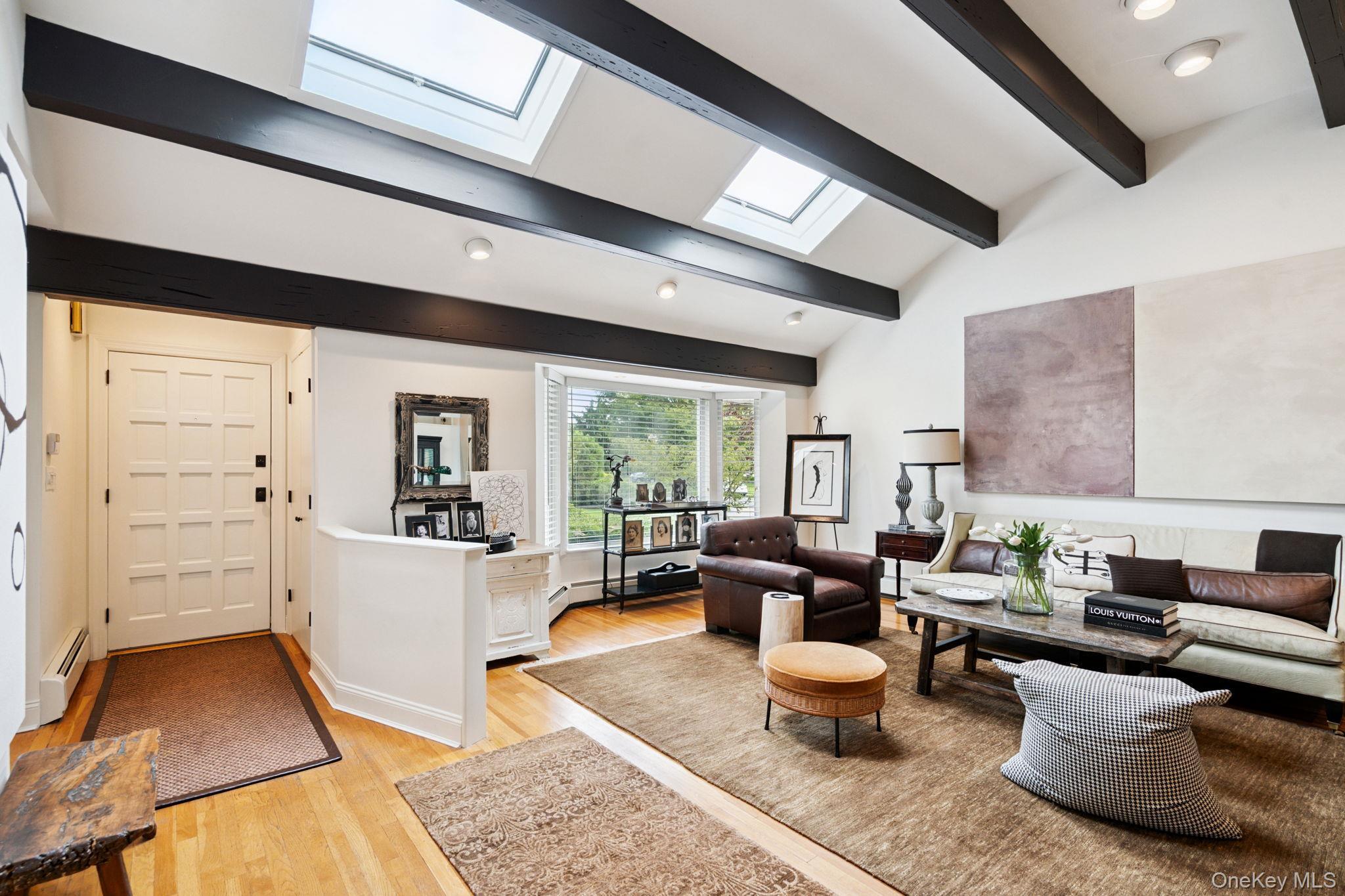 Single Family Birchwood Park Nassau County, NY 11753, MLS-888999-2