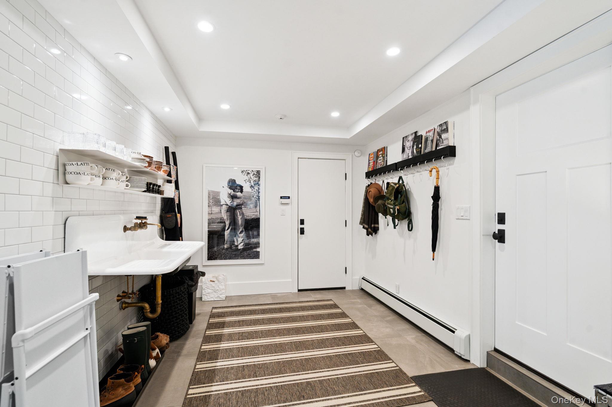 Single Family Birchwood Park Nassau County, NY 11753, MLS-888999-24