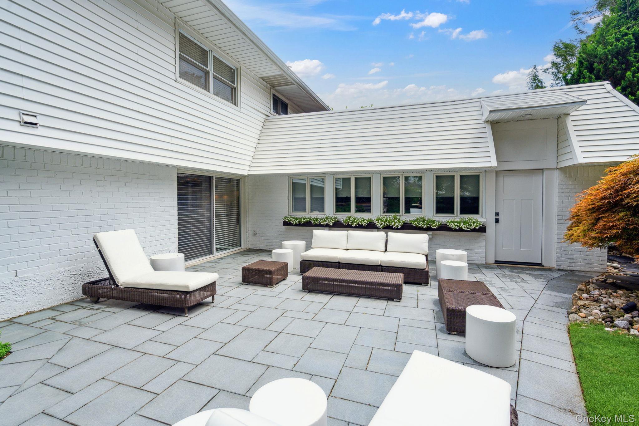 Single Family Birchwood Park Nassau County, NY 11753, MLS-888999-27