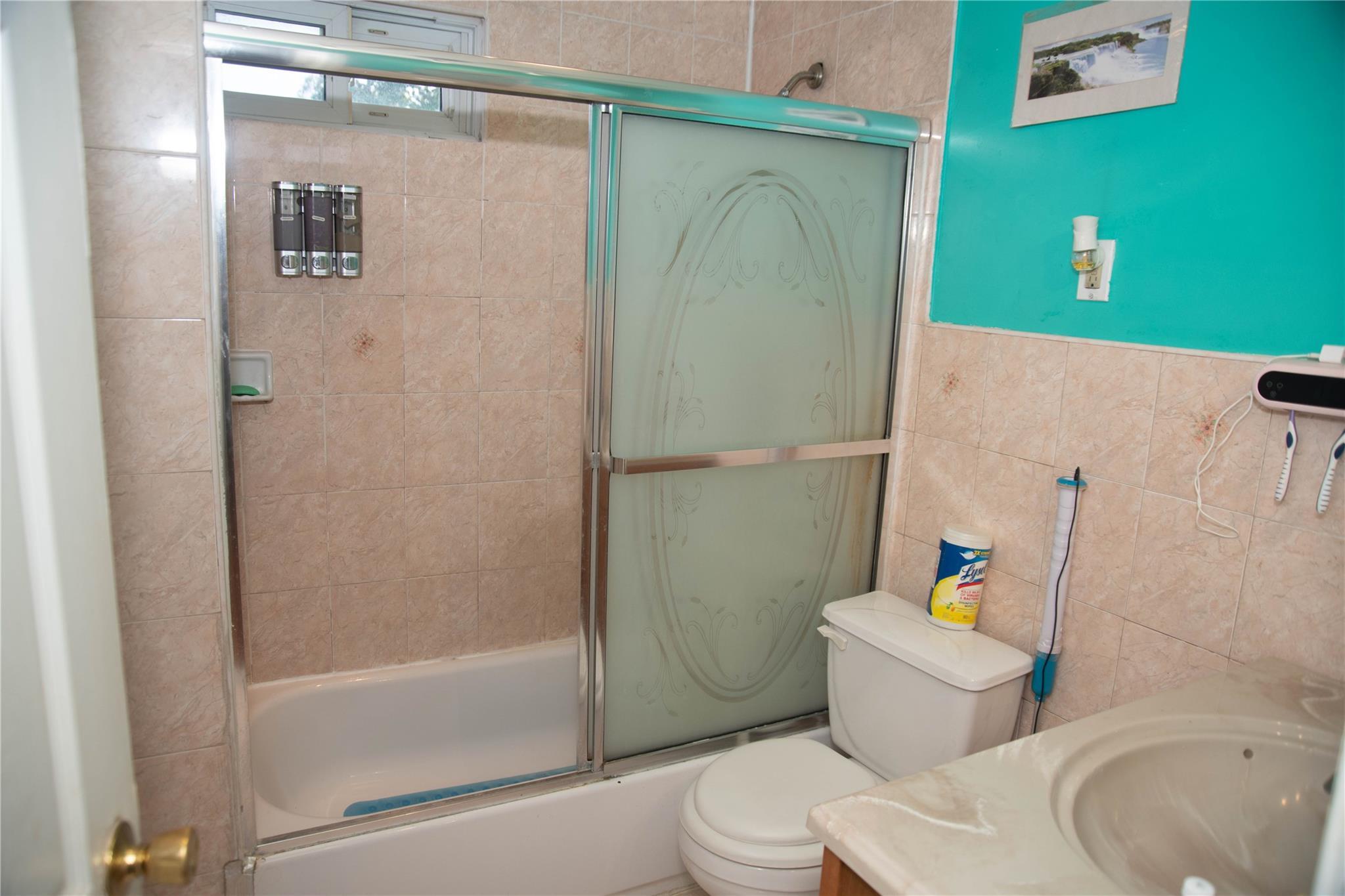 Single Family Alwick Queens, NY 11420, MLS-889002-13