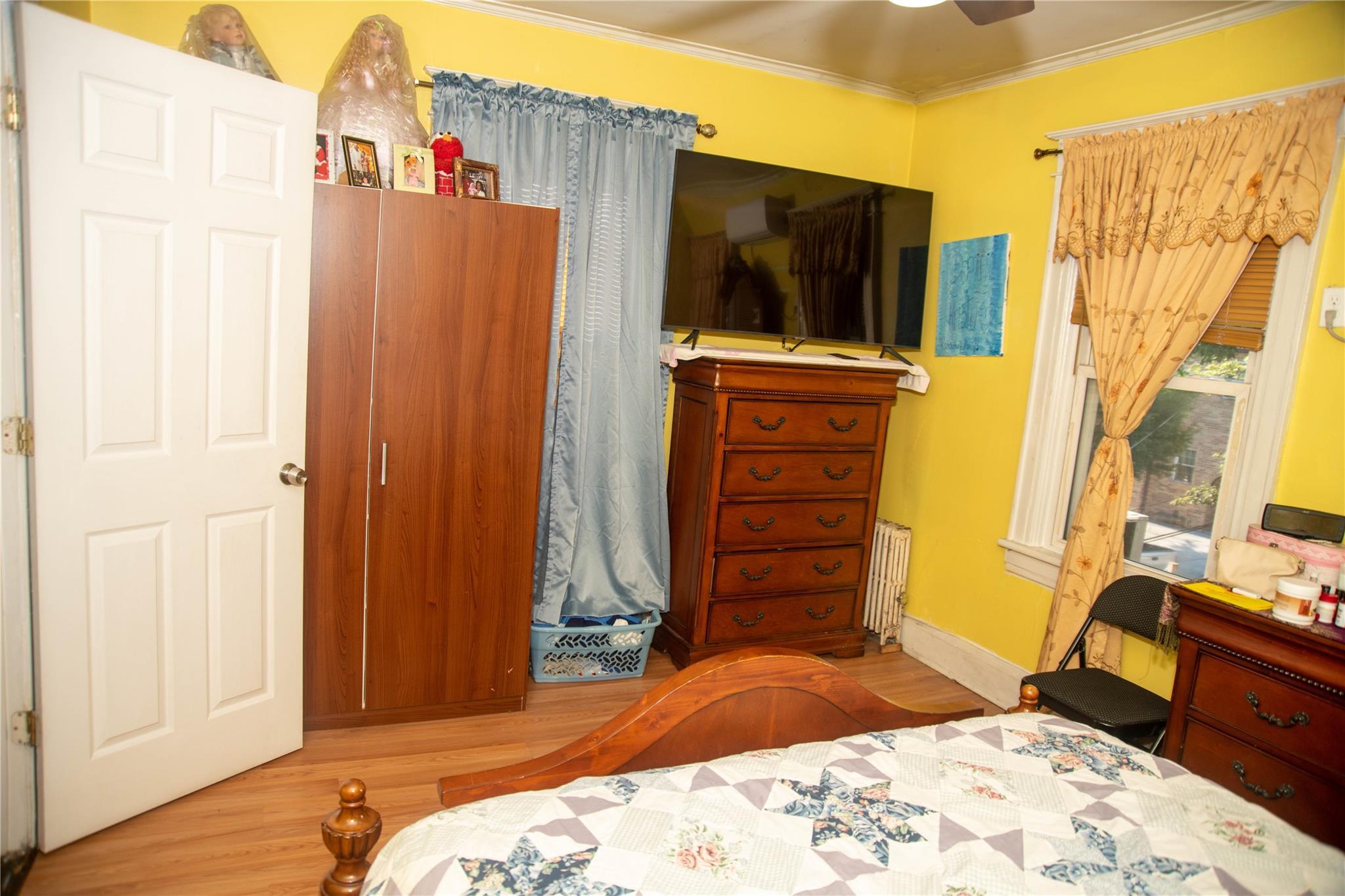 Single Family Alwick Queens, NY 11420, MLS-889002-26