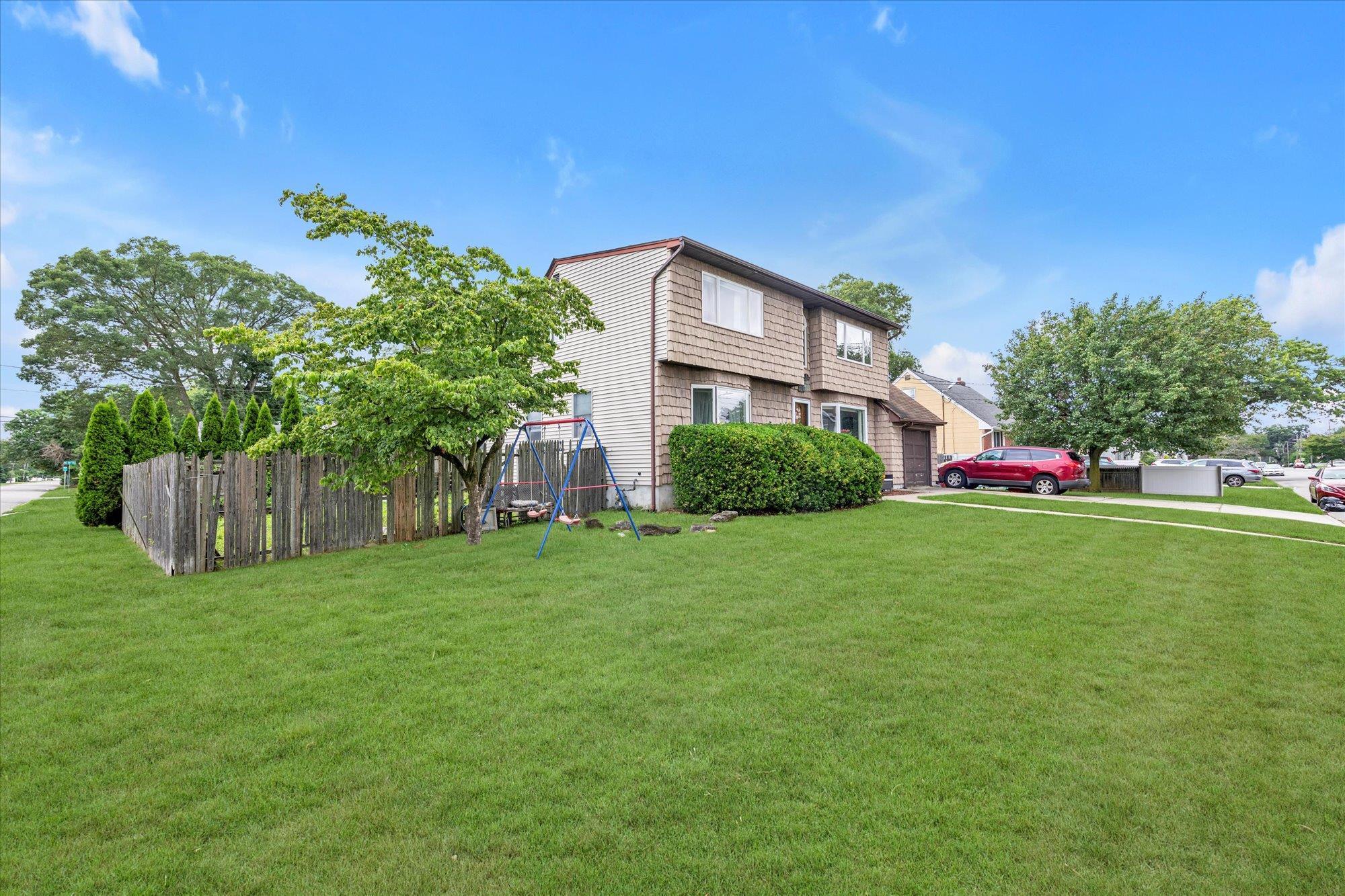 Single Family 13th  Suffolk County, NY 11729, MLS-889009-23