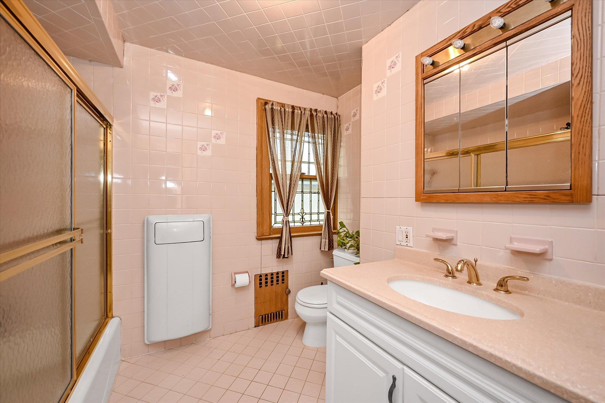 Single Family Abingdon  Queens, NY 11415, MLS-889025-14
