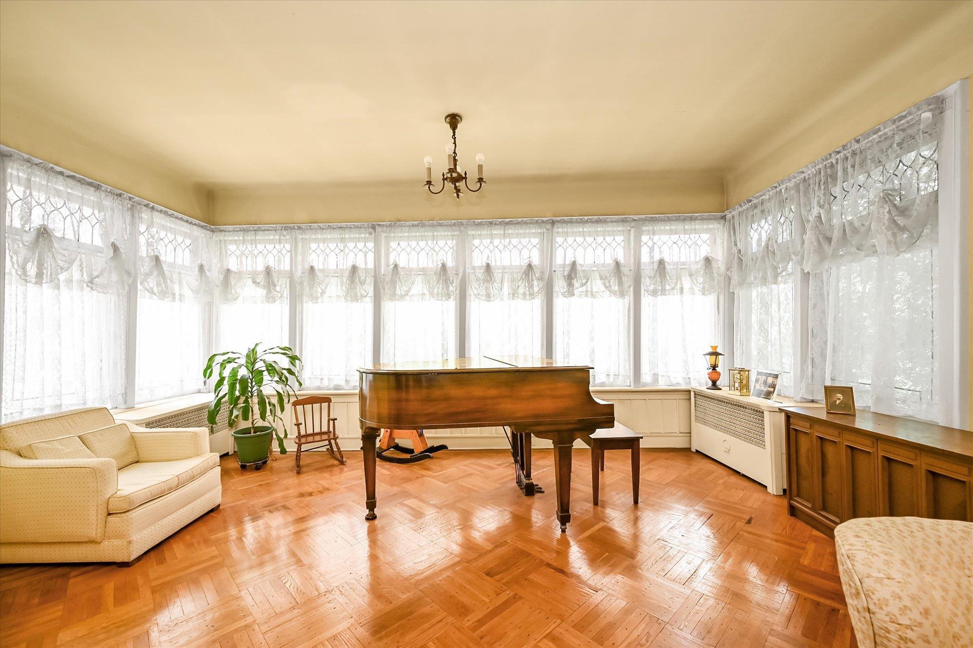 Single Family Abingdon  Queens, NY 11415, MLS-889025-5