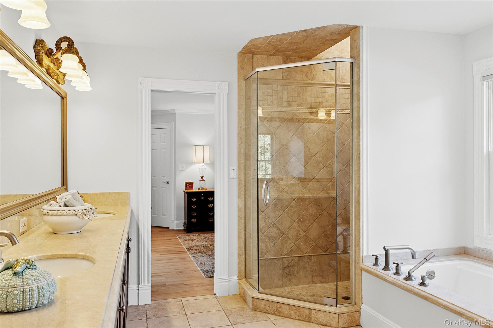 Single Family Harbor Down Suffolk County, NY 11764, MLS-889037-29