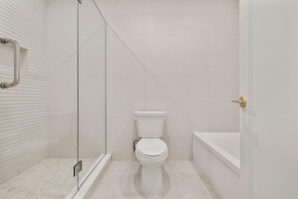 Condo Francis  Rockland County, NY 10952, MLS-889052-24