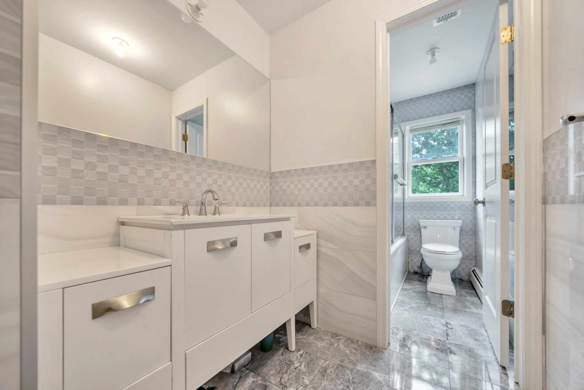 Single Family Cornell Peak Rockland County, NY 10970, MLS-889055-24