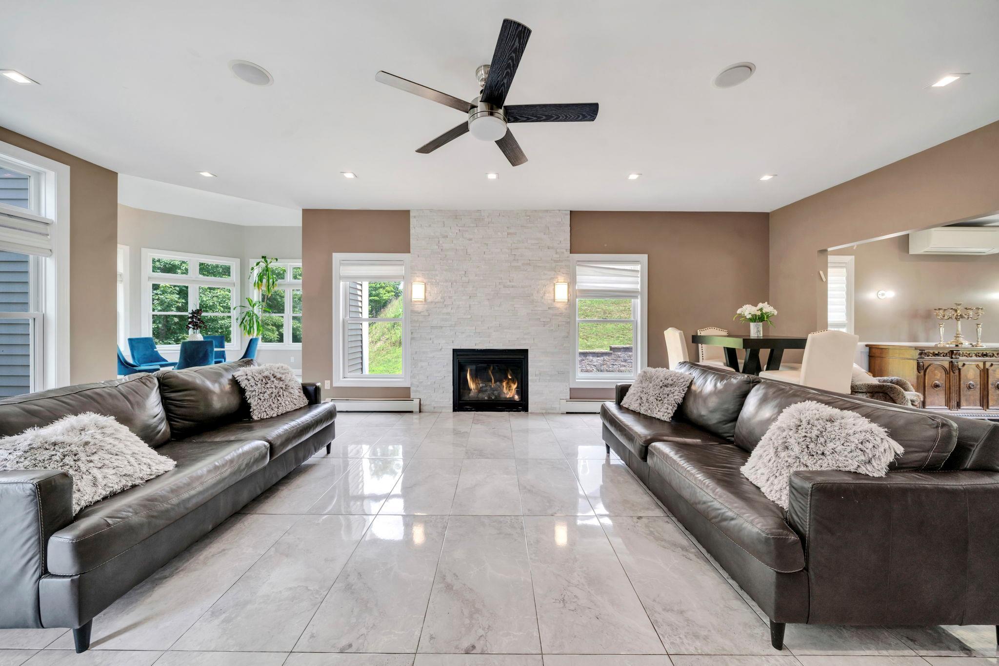 Single Family Cornell Peak Rockland County, NY 10970, MLS-889055-9