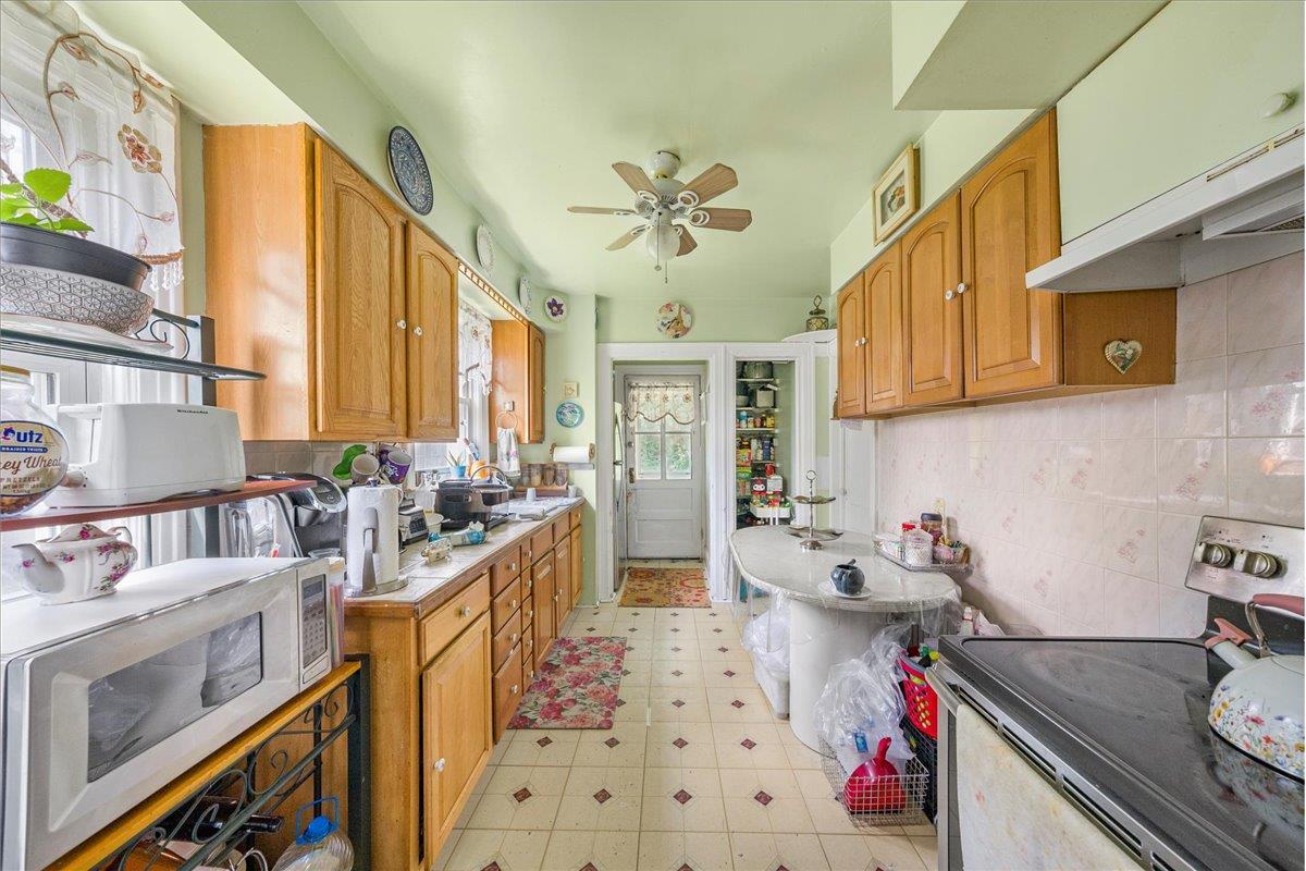 Single Family Hall  Westchester County, NY 10604, MLS-889092-10