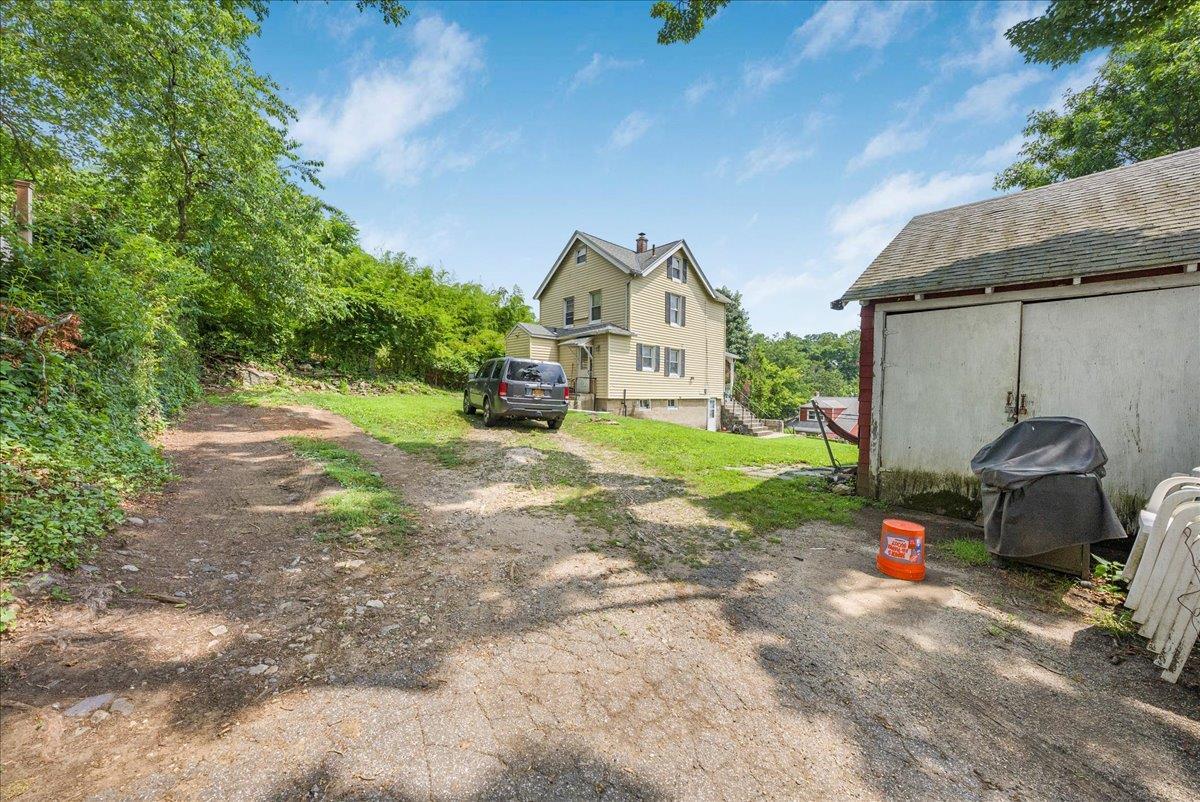 Single Family Hall  Westchester County, NY 10604, MLS-889092-21