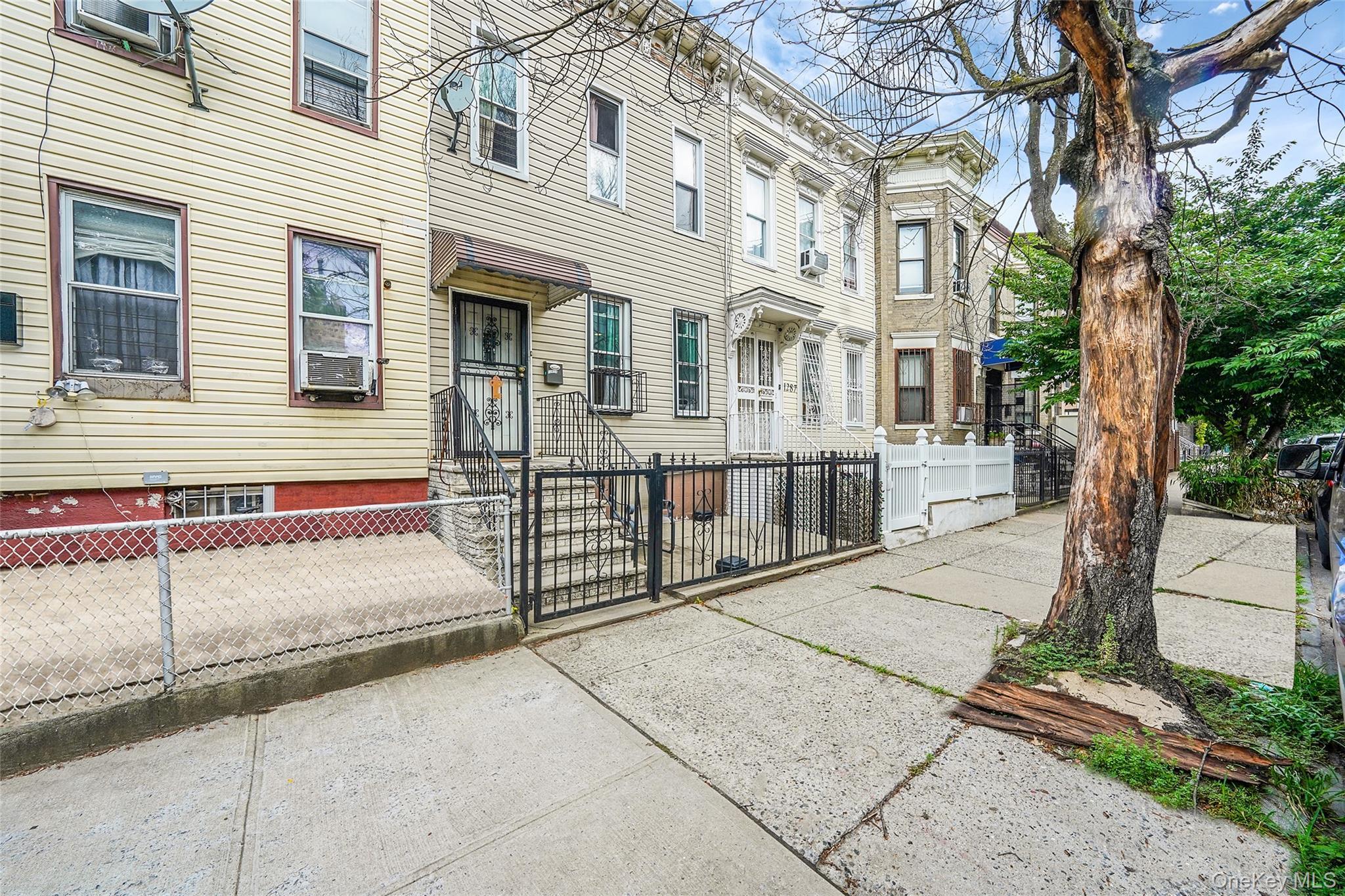 Single Family Saint Marks  Brooklyn, NY 11213, MLS-889094-2