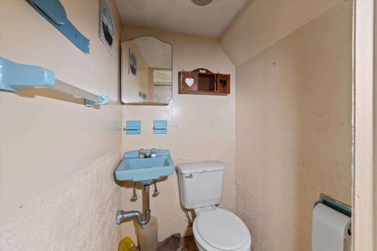 Single Family Bruner  Bronx, NY 10469, MLS-889099-15