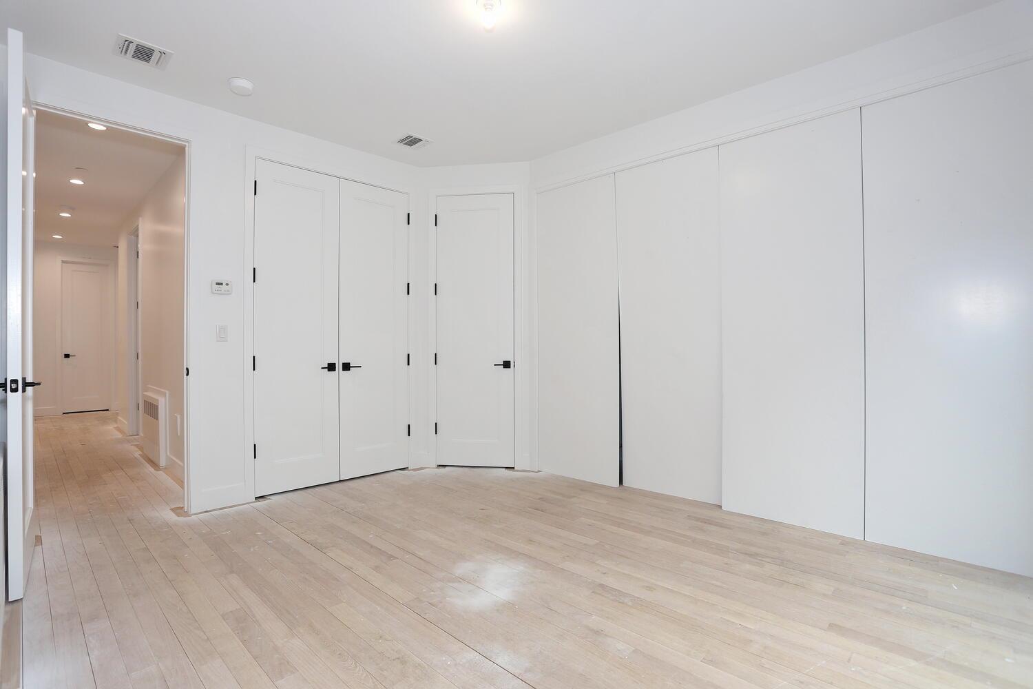 Condo Ewing  Rockland County, NY 10977, MLS-889101-15