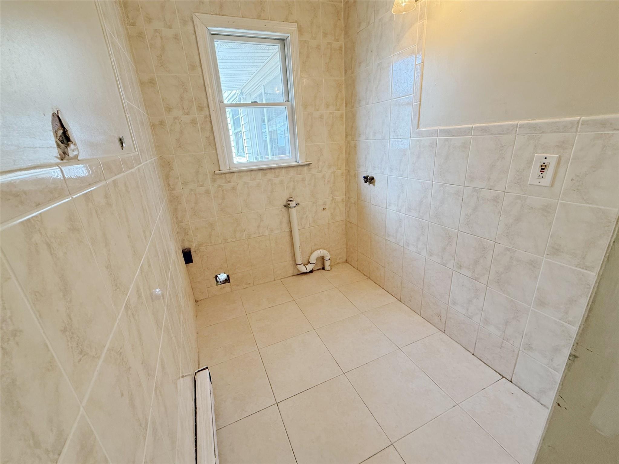 Single Family Indiana  Suffolk County, NY 11757, MLS-889125-17