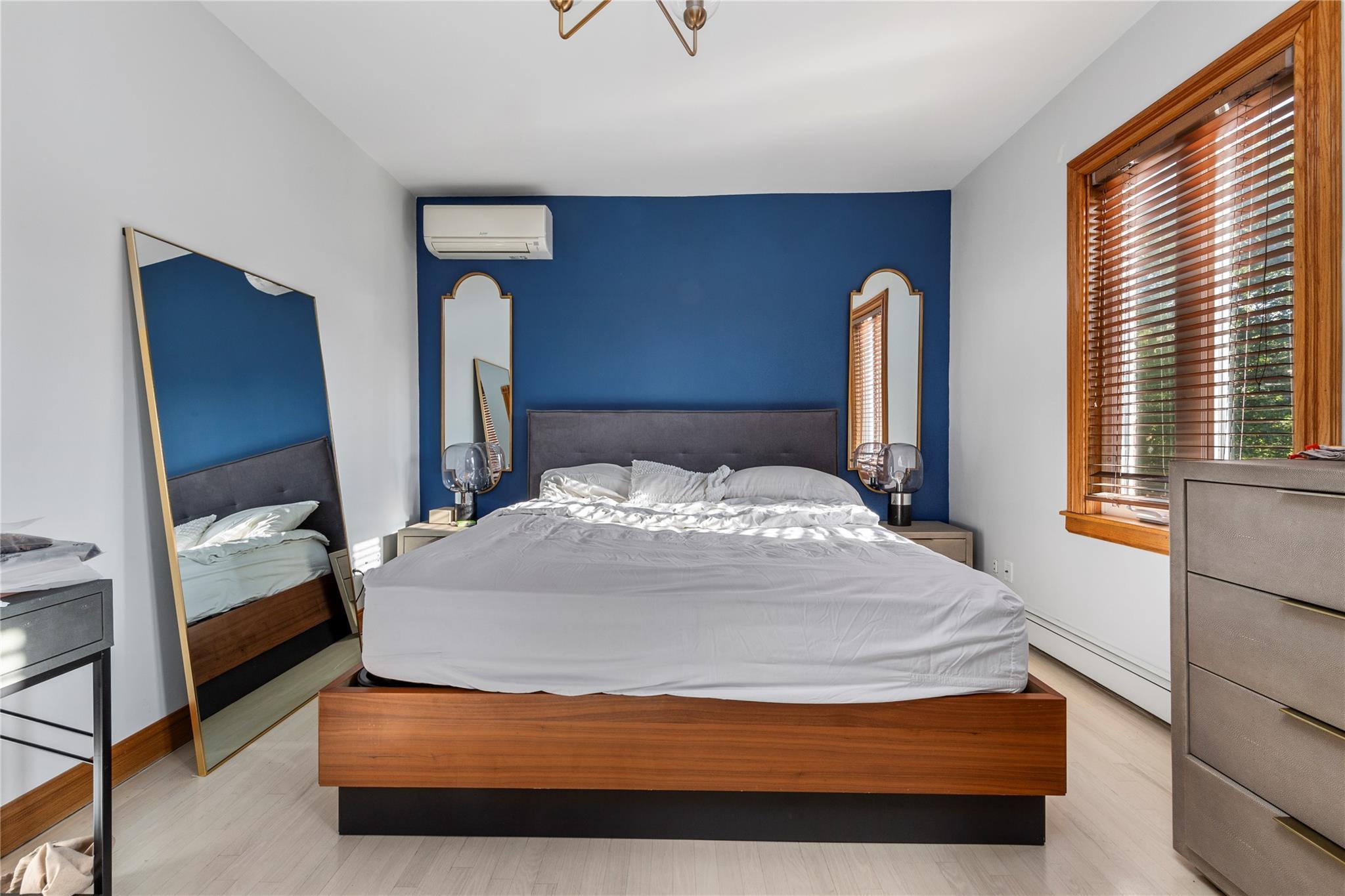 Single Family 84th  Queens, NY 11372, MLS-889130-23