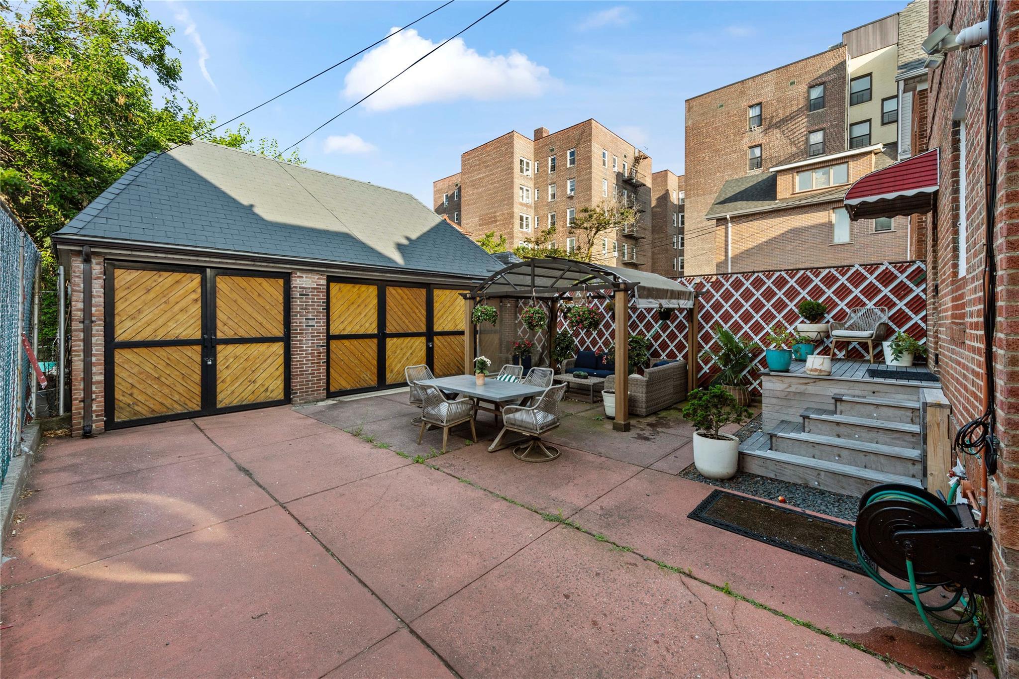Single Family 84th  Queens, NY 11372, MLS-889130-4