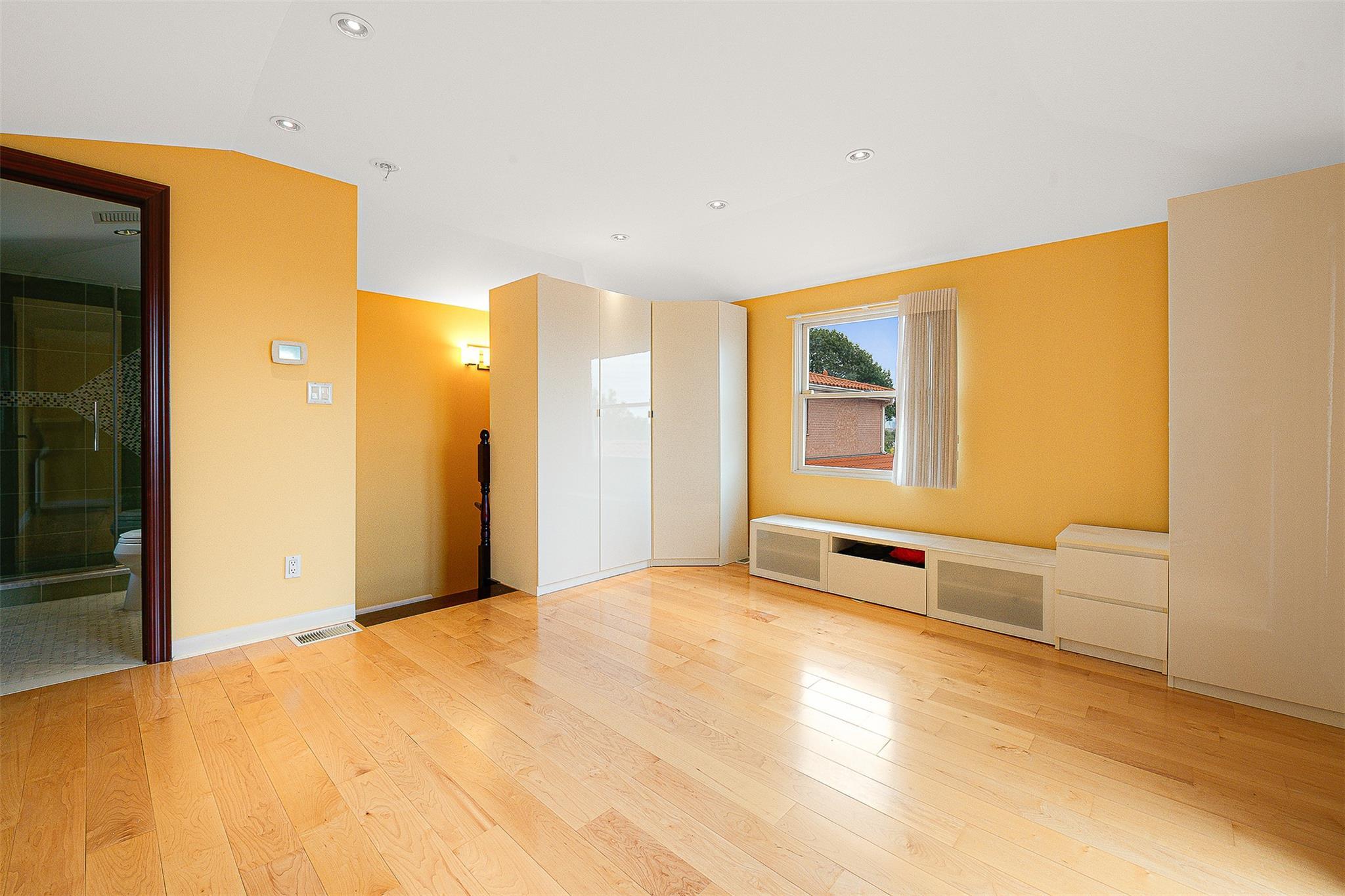 Single Family 83rd  Queens, NY 11379, MLS-889134-27