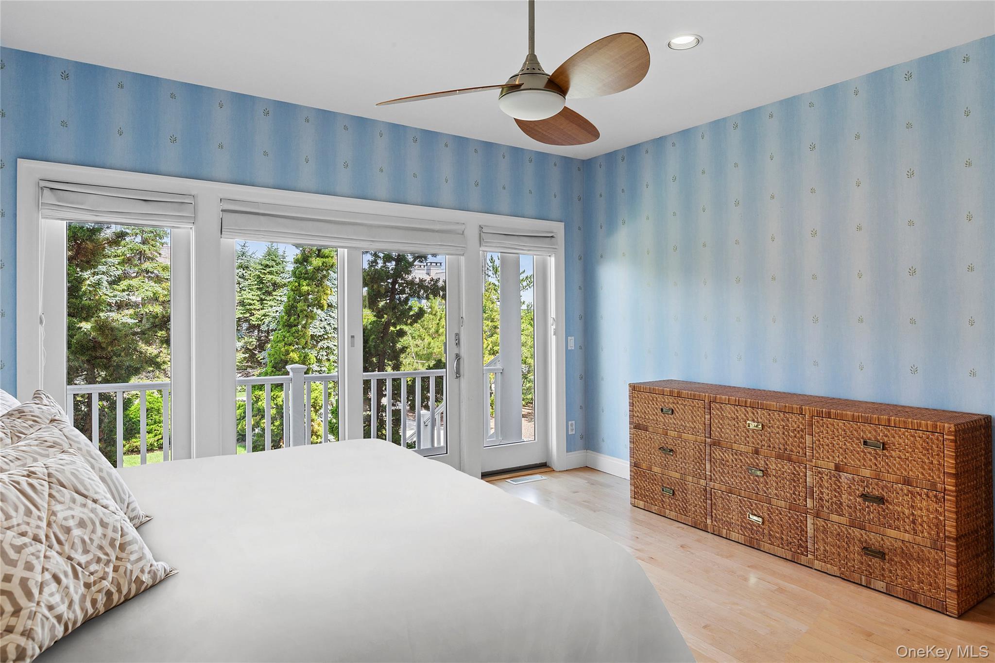 Single Family Dune Suffolk County, NY 11978, MLS-889152-16