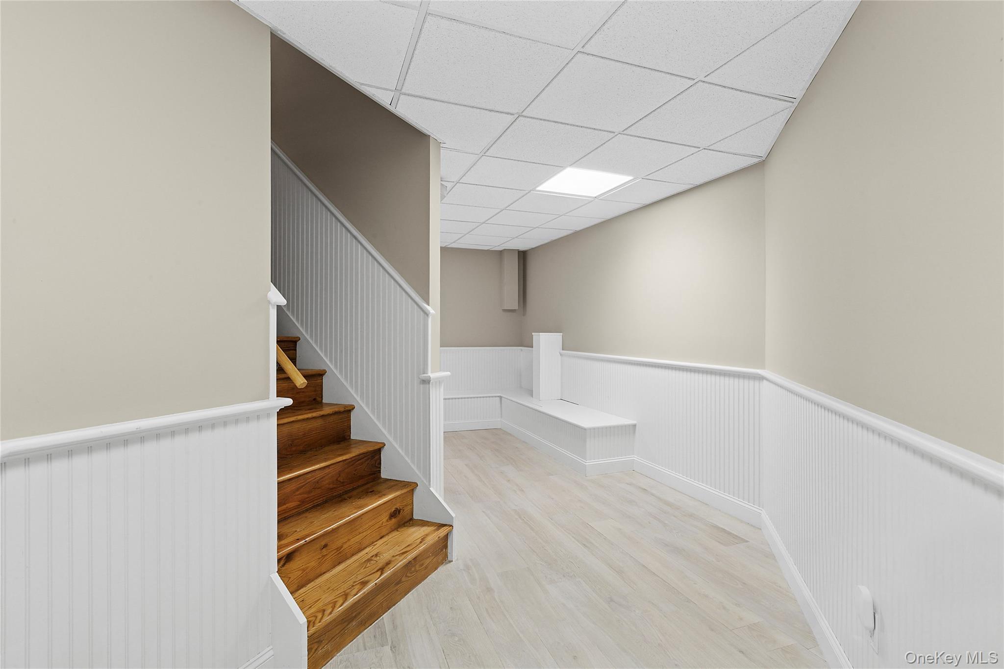 Single Family Dune Suffolk County, NY 11978, MLS-889152-21