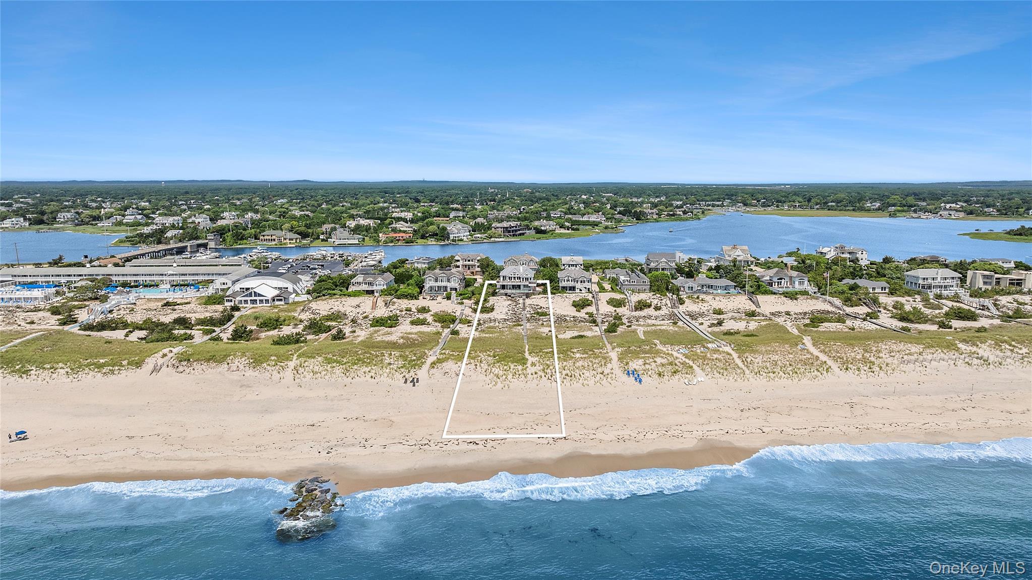 Single Family Dune Suffolk County, NY 11978, MLS-889152-27