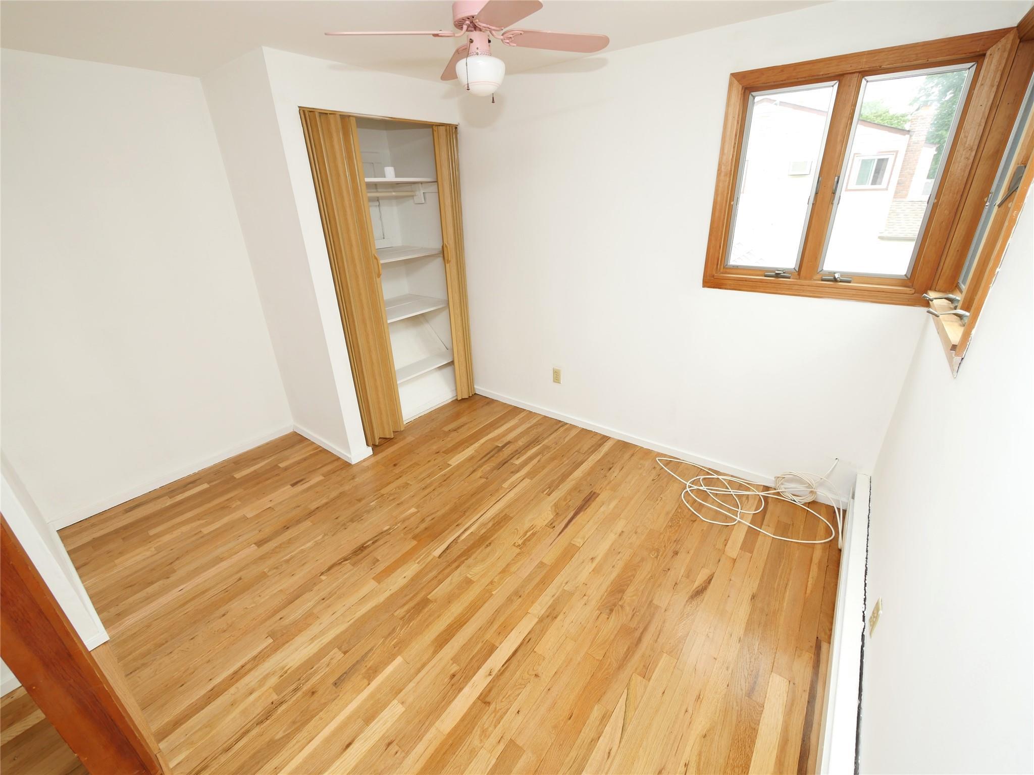 Single Family Starfire  Suffolk County, NY 11720, MLS-889165-11