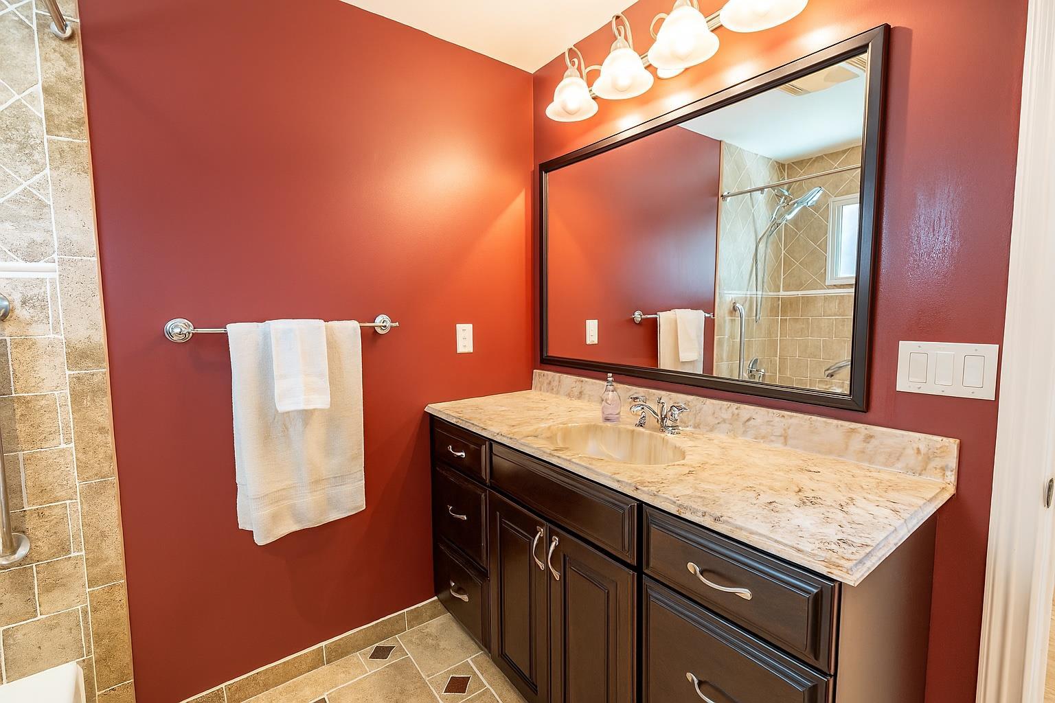 Single Family Lower Rocky Point  Suffolk County, NY 11789, MLS-889169-10