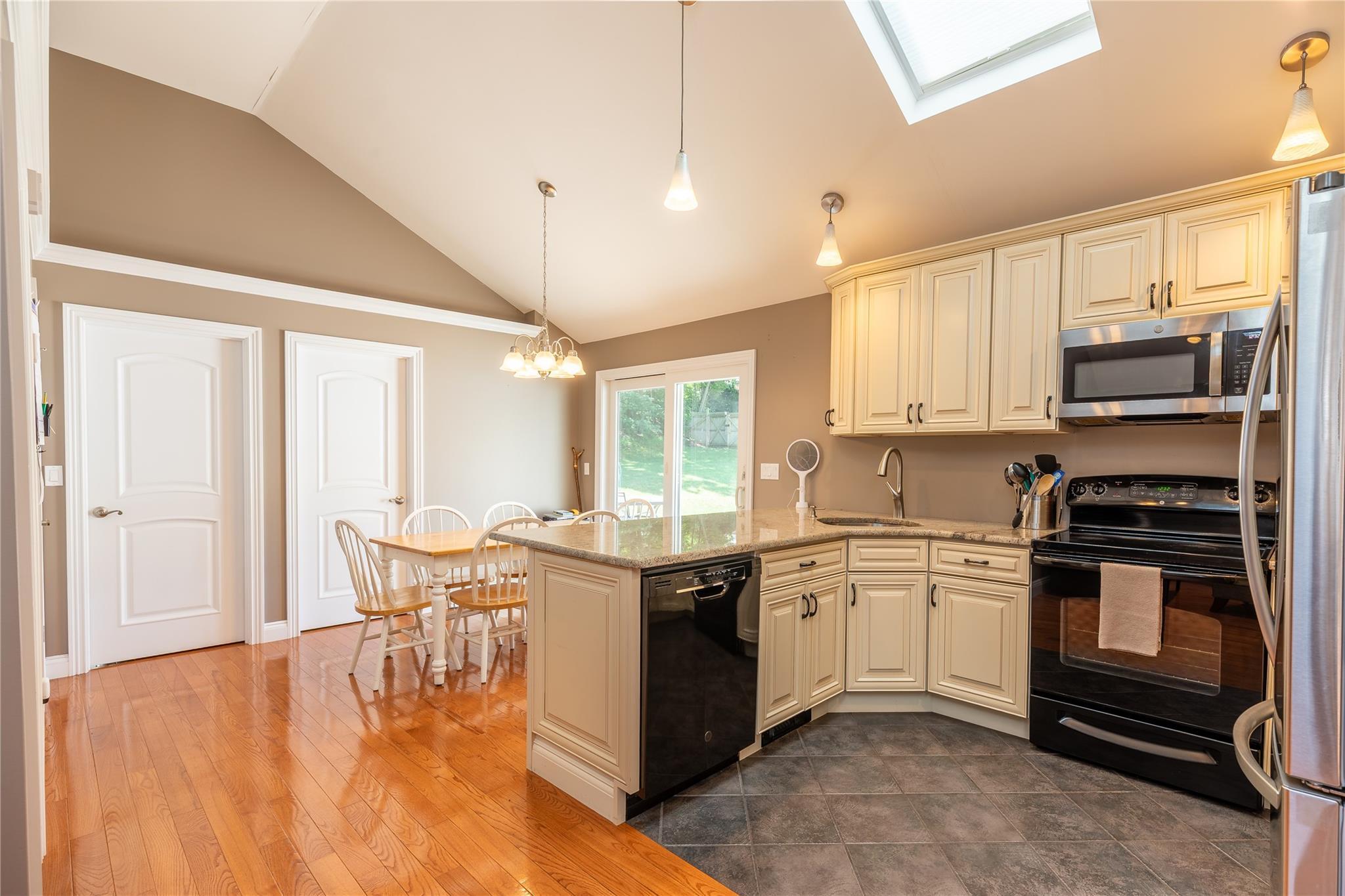 Single Family Lower Rocky Point  Suffolk County, NY 11789, MLS-889169-6
