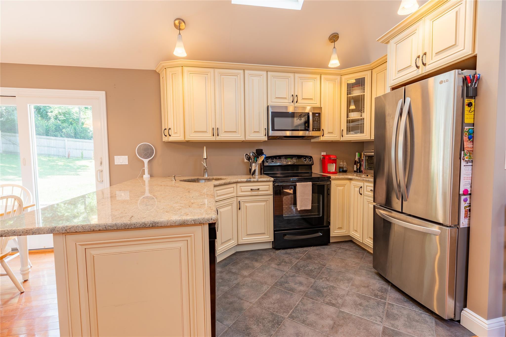 Single Family Lower Rocky Point  Suffolk County, NY 11789, MLS-889169-7