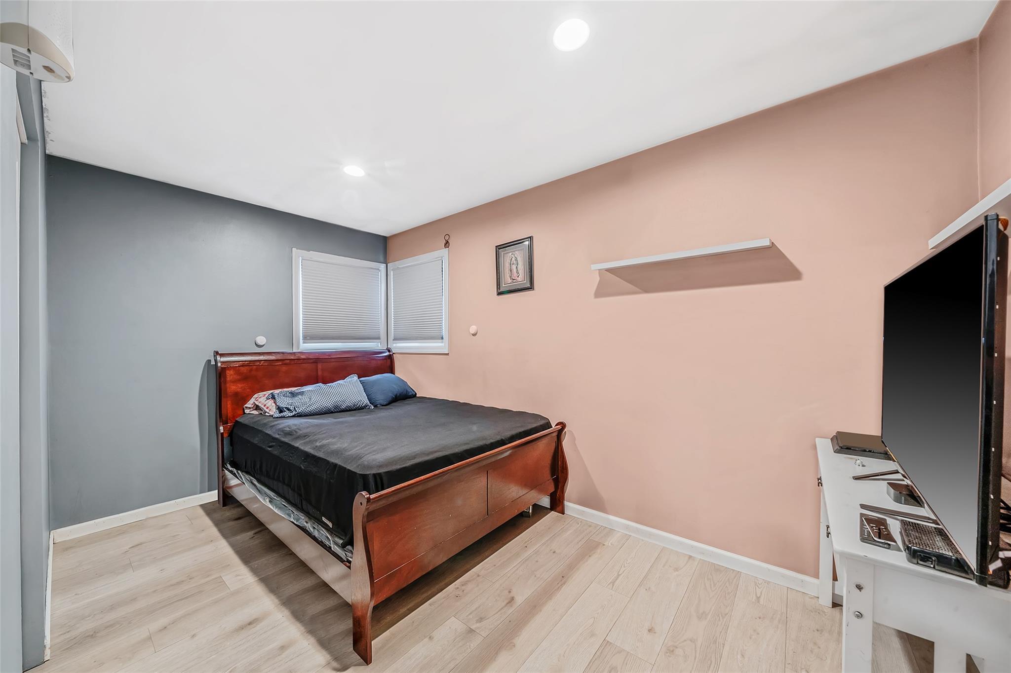 Single Family Liberty  Suffolk County, NY 11784, MLS-889181-14