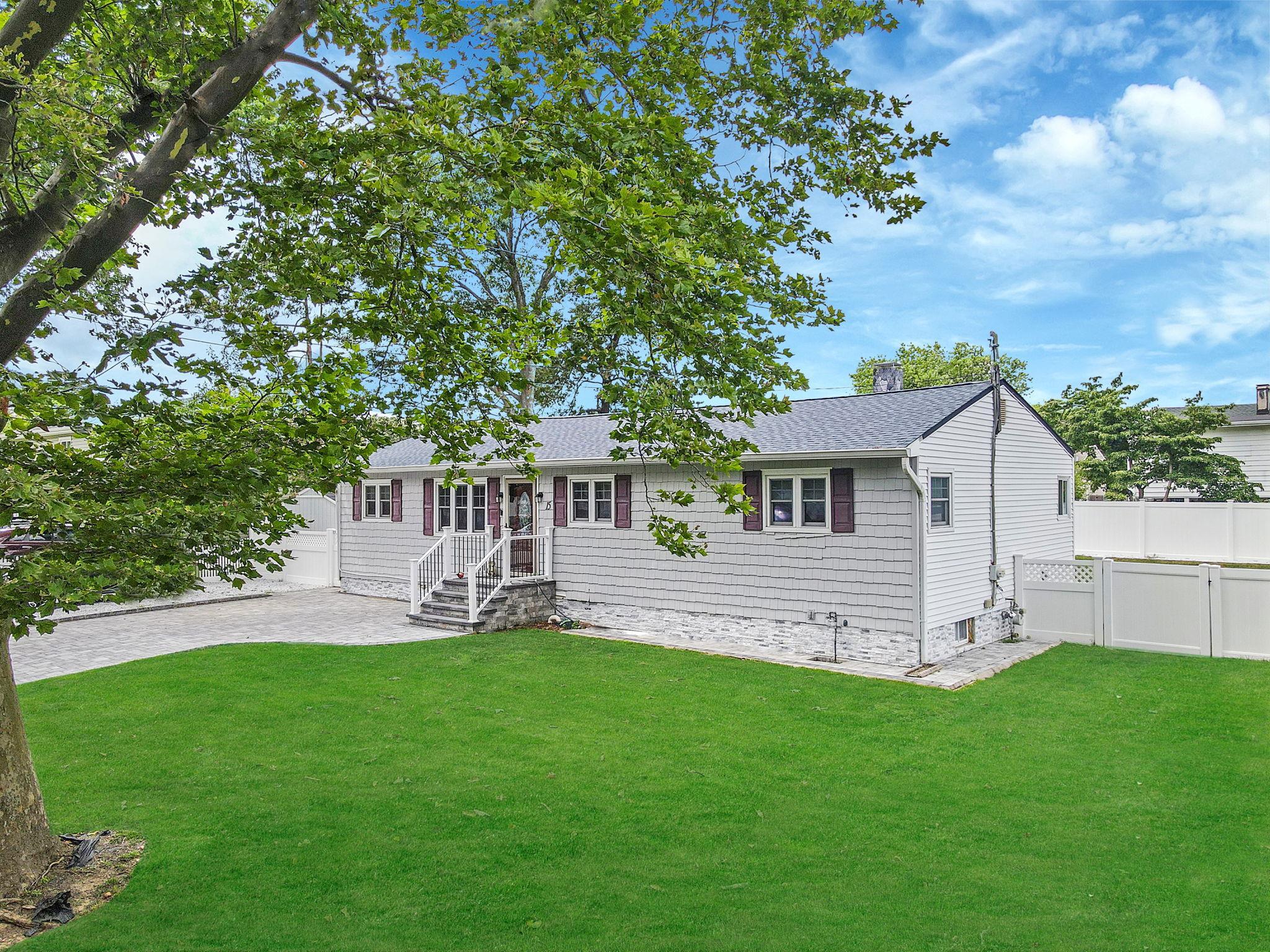 Single Family Liberty  Suffolk County, NY 11784, MLS-889181-20