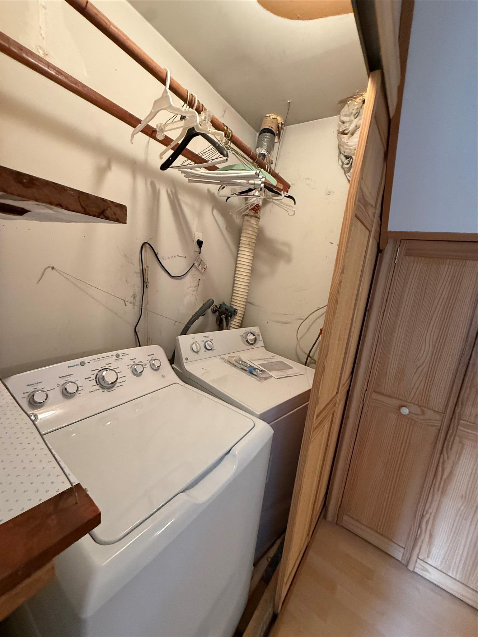 Single Family Greenbelt  Suffolk County, NY 11741, MLS-889187-13