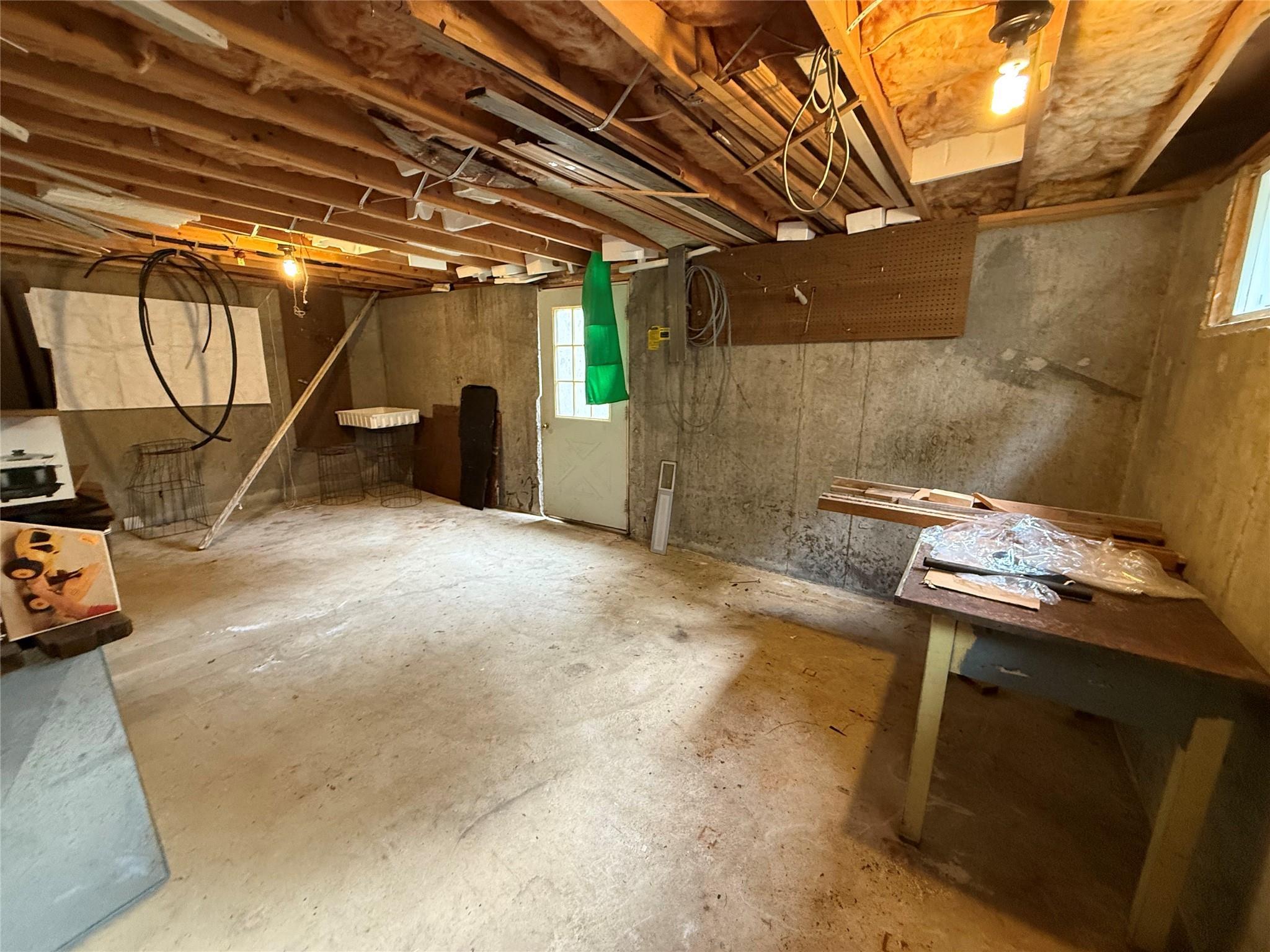 Single Family Greenbelt  Suffolk County, NY 11741, MLS-889187-22