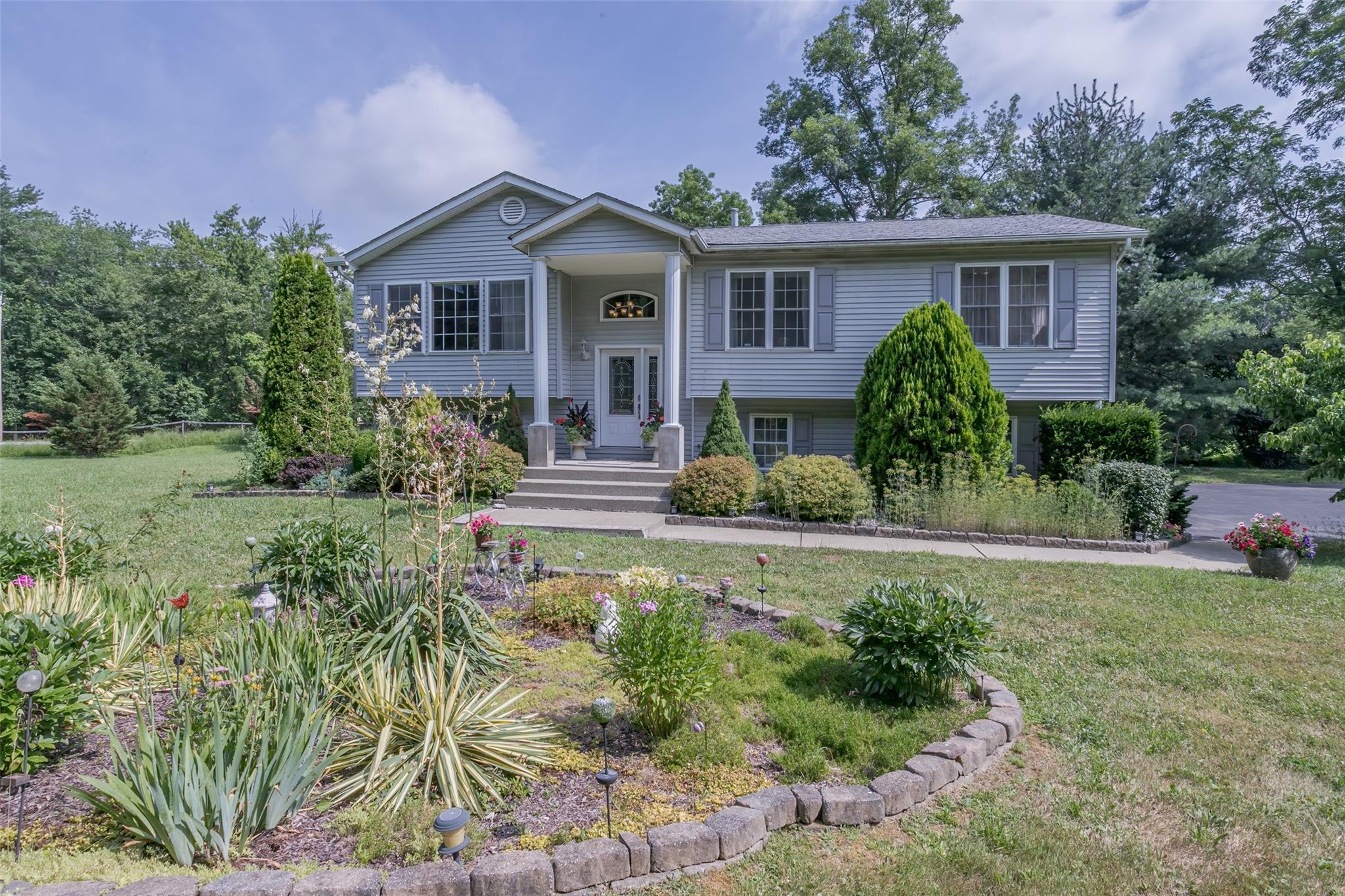 Single Family Mountain Lodge  Orange County, NY 10950, MLS-889191-3