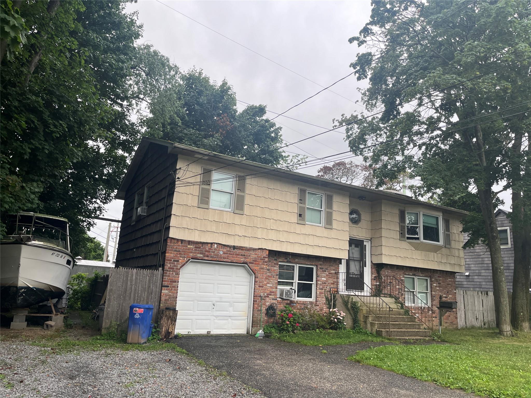 Single Family Boulevard  Suffolk County, NY 11740, MLS-889195-3