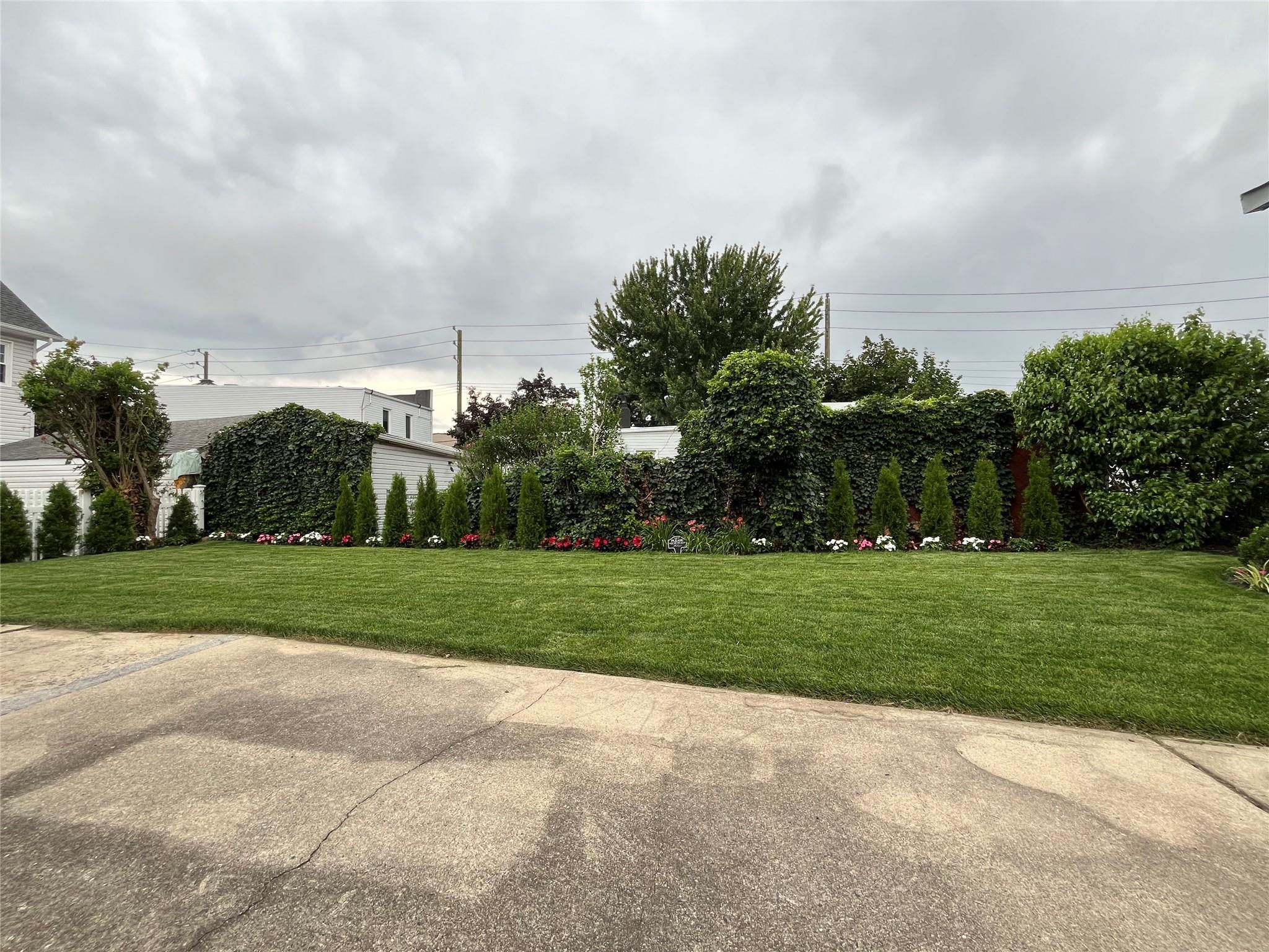 Single Family Juniper Valley  Queens, NY 11379, MLS-889204-18