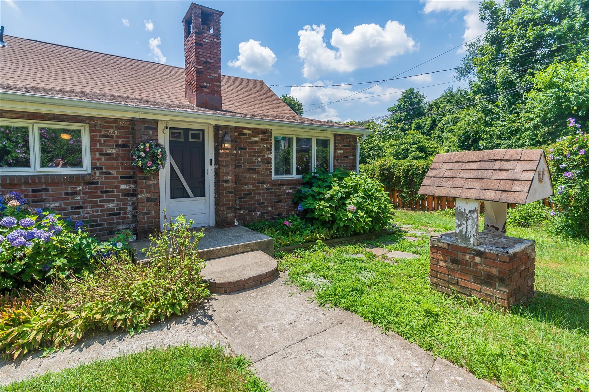 Single Family Perry  Westchester County, NY 10537, MLS-889207-2