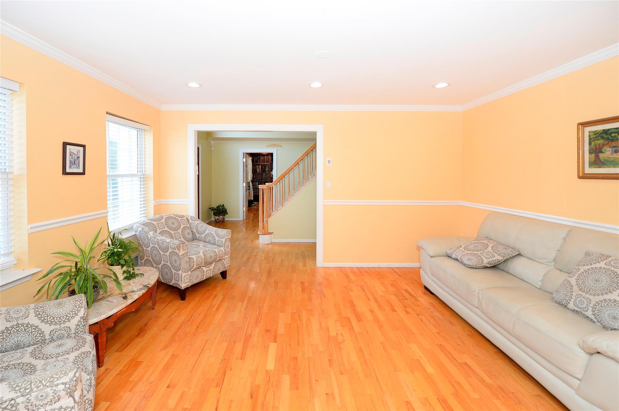 Single Family Red Schoolhouse  Rockland County, NY 10977, MLS-889209-10